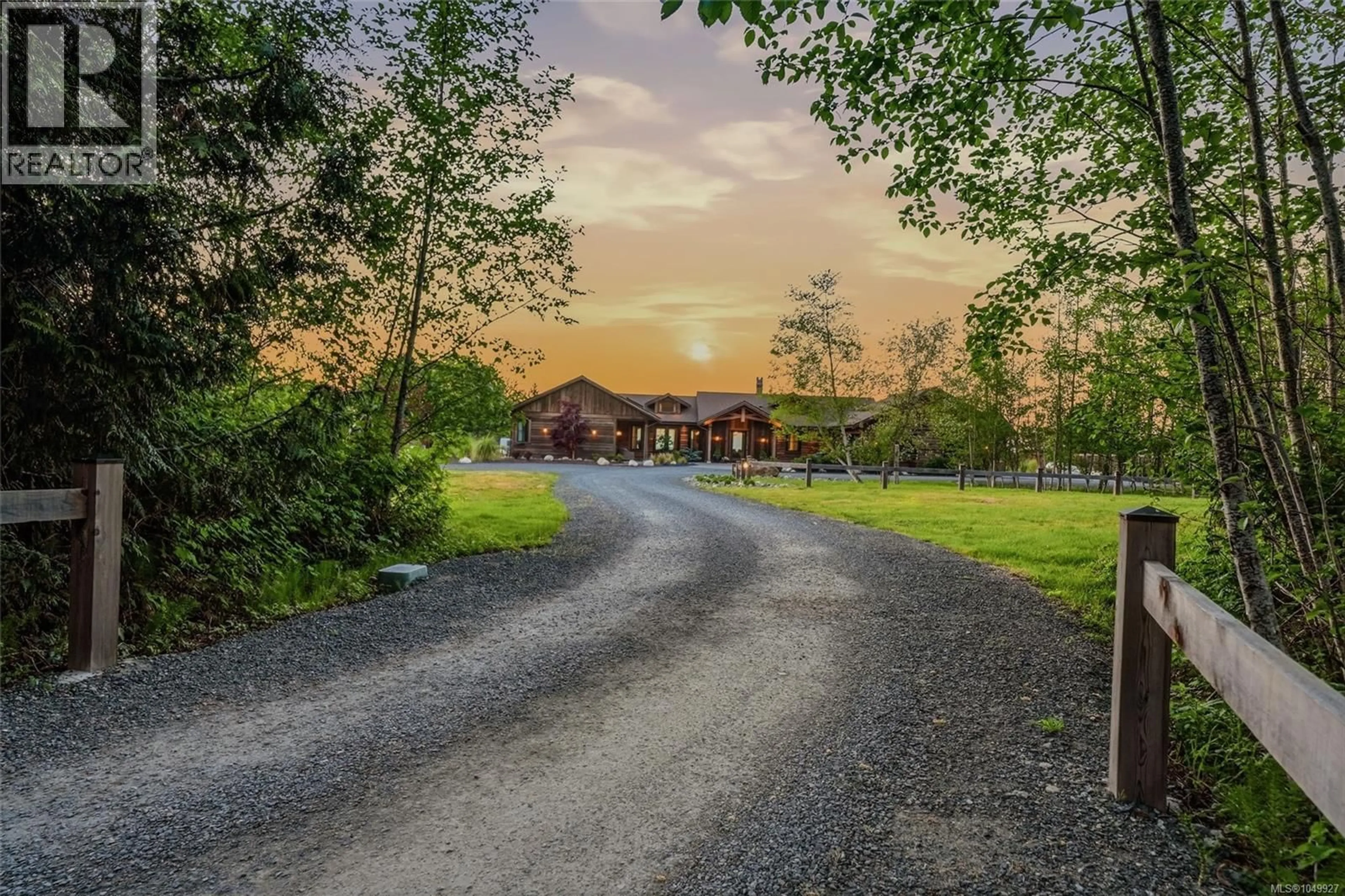 A pic from outside/outdoor area/front of a property/back of a property/a pic from drone, street for 859 ANDREEF ROAD, Qualicum Beach British Columbia V9K2T6