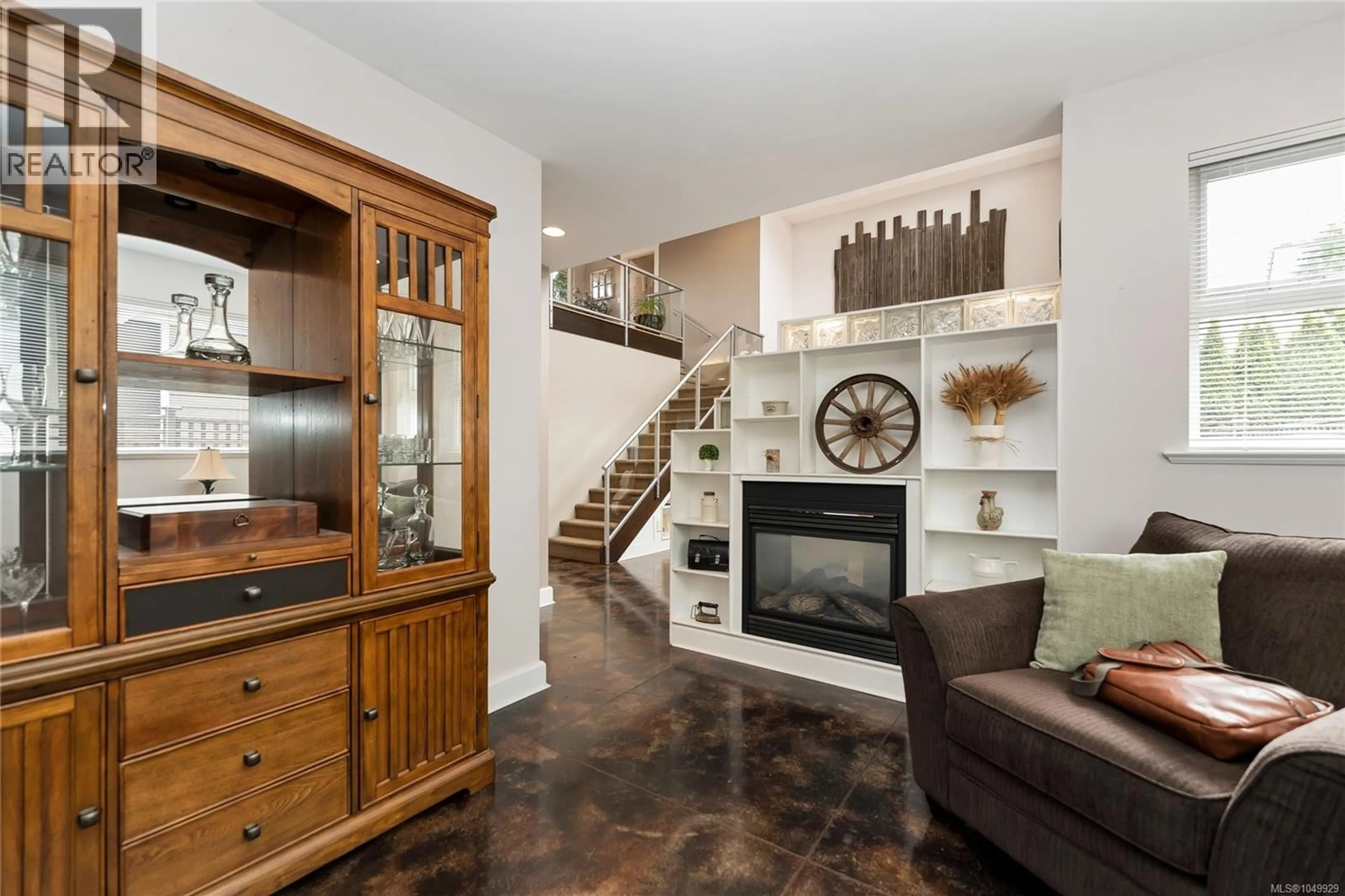 Unknown for 4151 QUADRA STREET, Saanich British Columbia V8X1L1