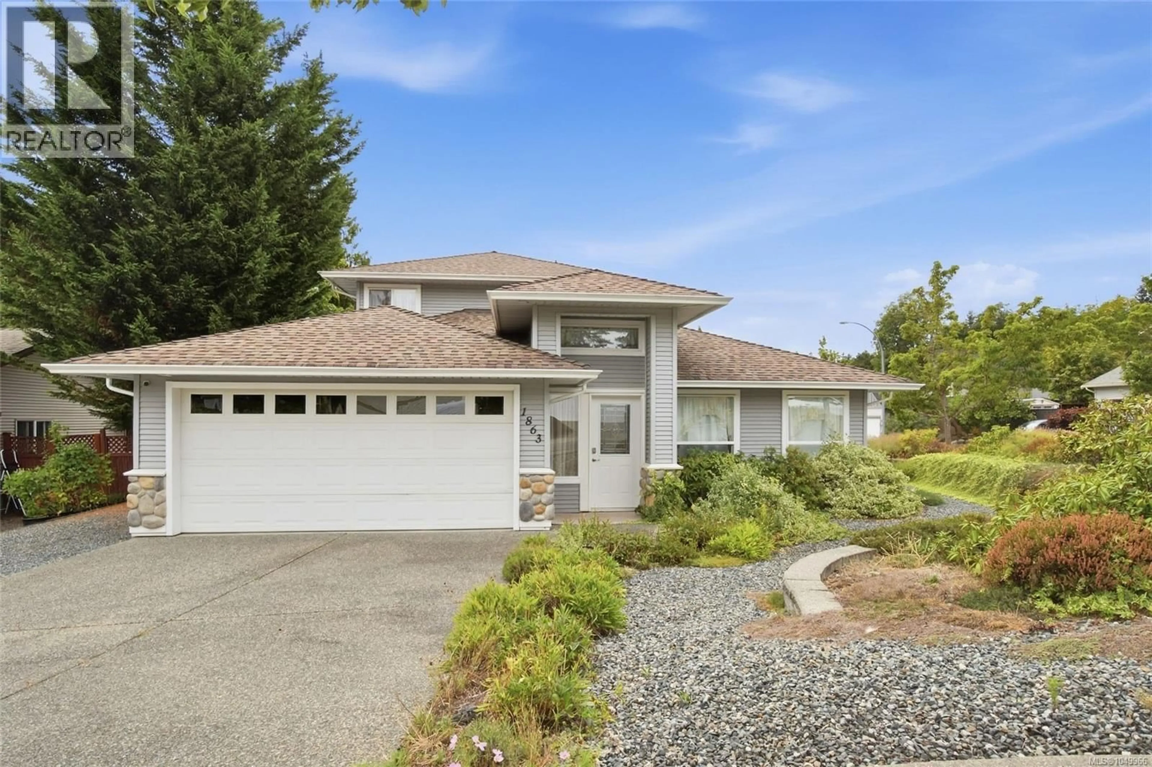 Home with vinyl exterior material, street for 1863 WHITE BLOSSOM WAY, Nanaimo British Columbia V9X1X5