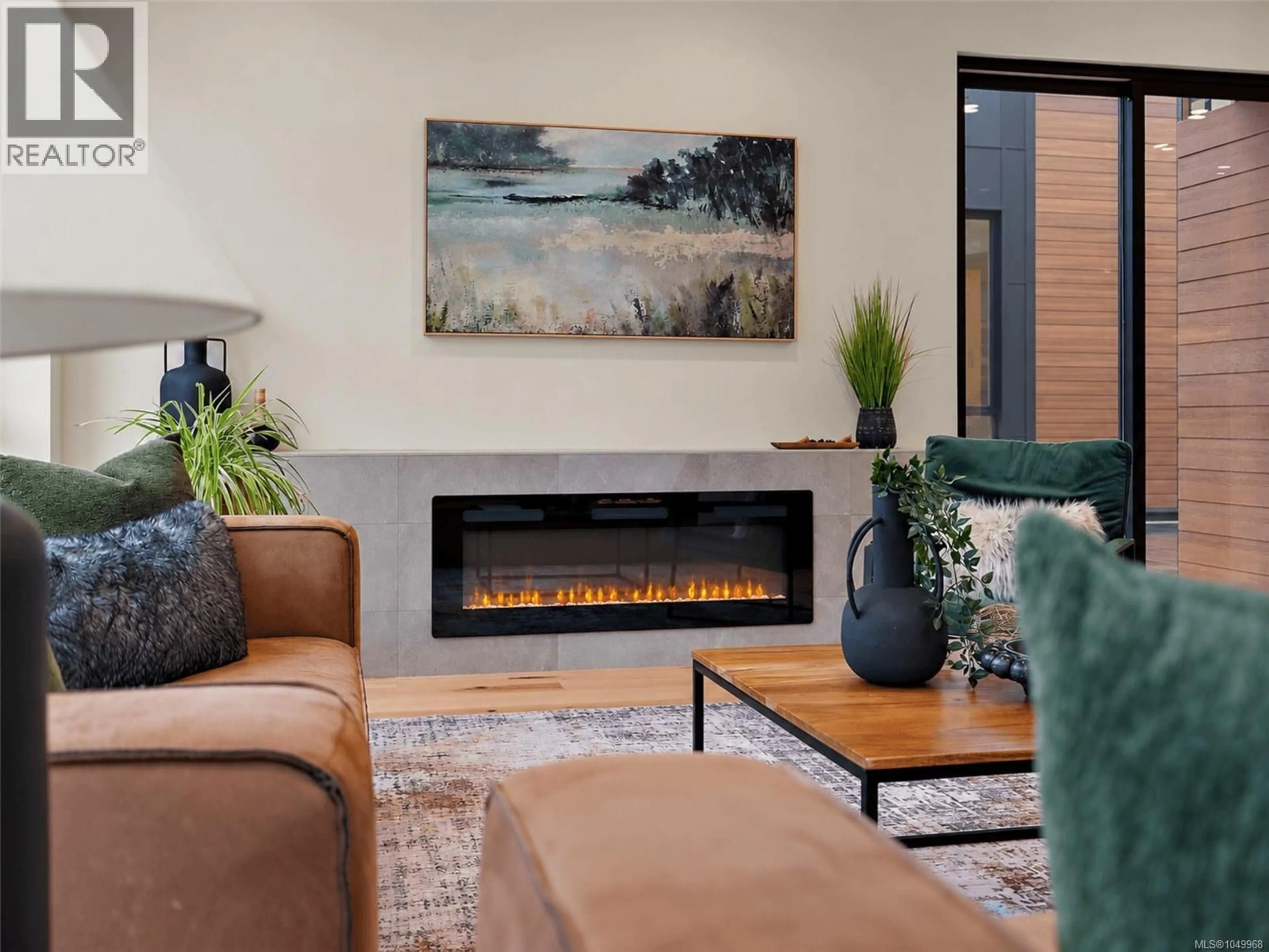 Living room with furniture, unknown for 1 - 2215 GREENLANDS ROAD, Saanich British Columbia V8N1T6