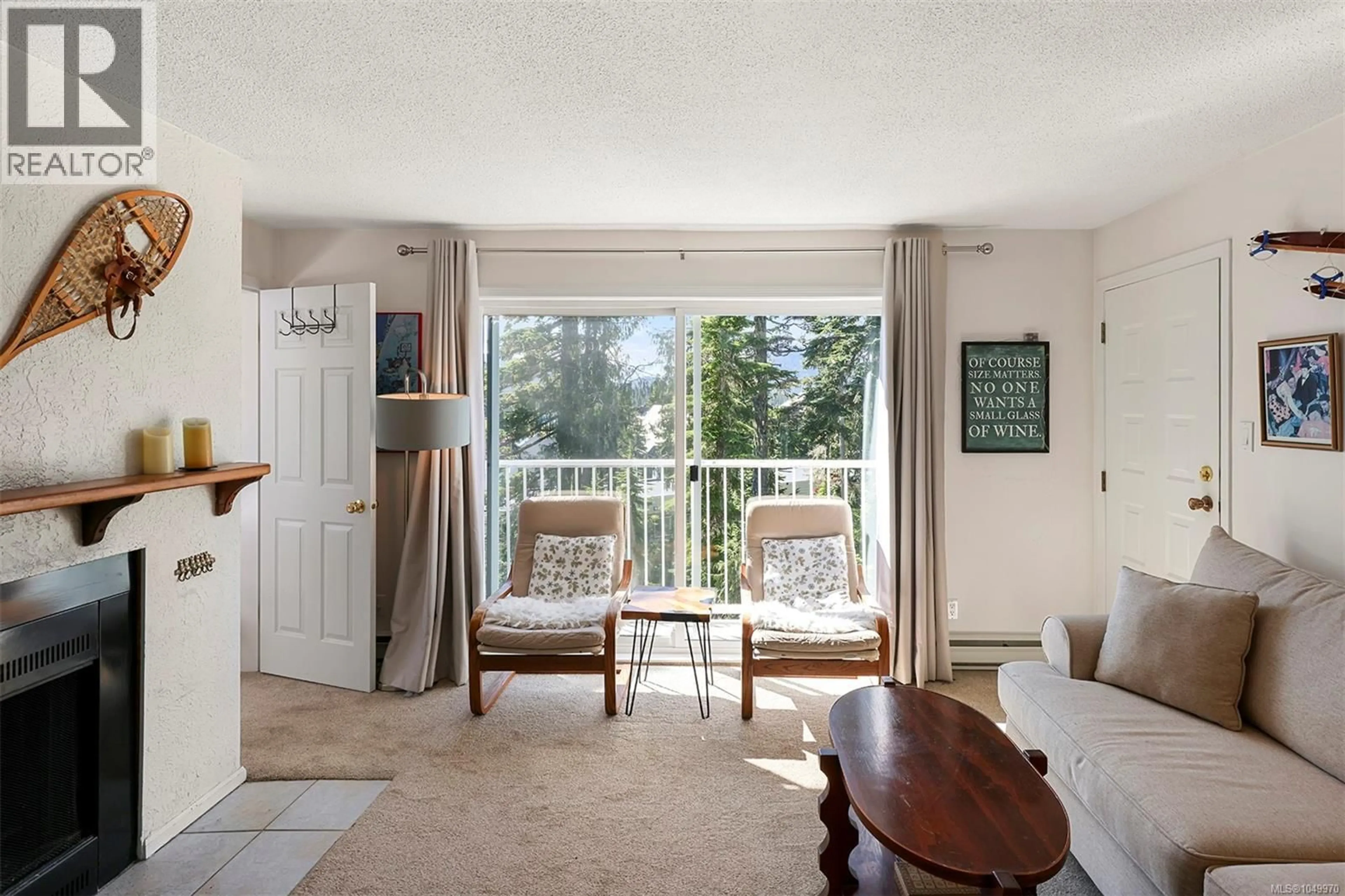 Living room with furniture, unknown for 1 - 687 CASTLE CRAG CRESCENT, Courtenay British Columbia V9J1L0