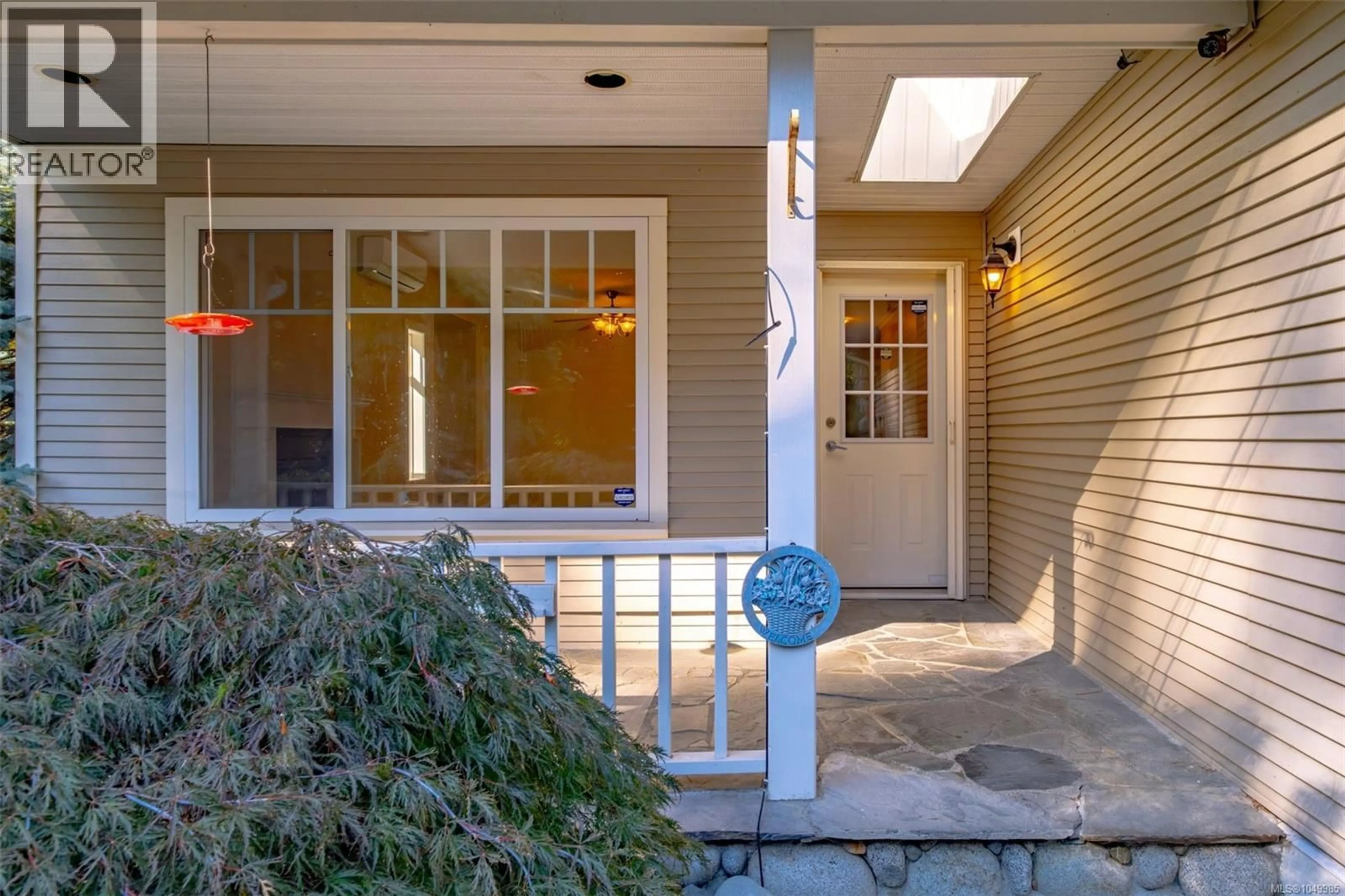 Indoor entryway for 821 PARK AVENUE, Nanaimo British Columbia V9R4H9