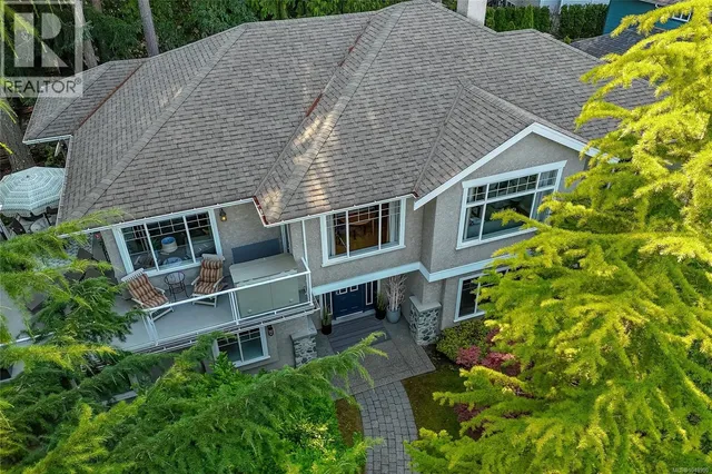 7348 RIDGEDOWN COURT, Central Saanich 2