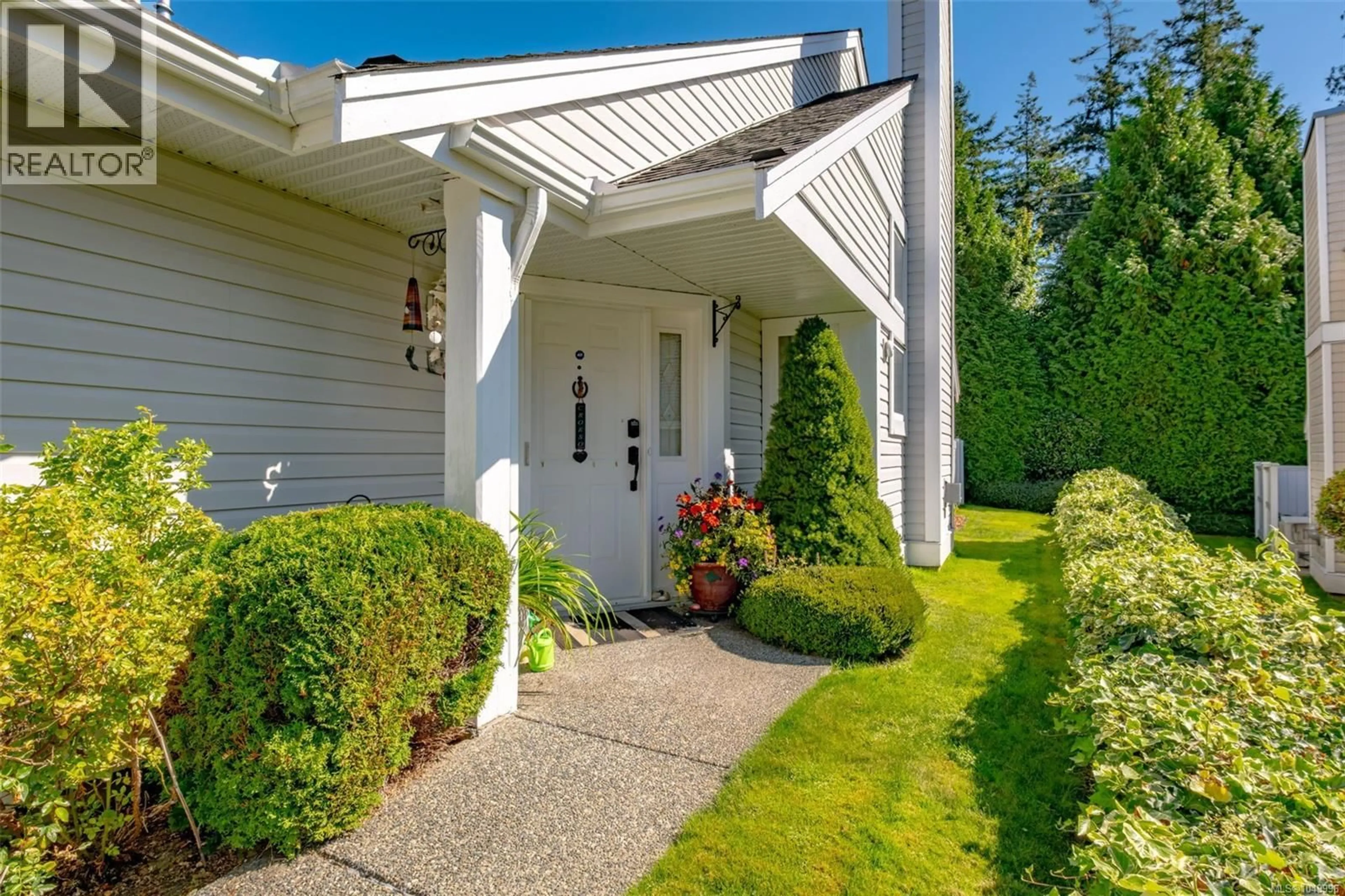Home with vinyl exterior material, street for 5254 ARBOUR CRESCENT, Nanaimo British Columbia V9T6E5