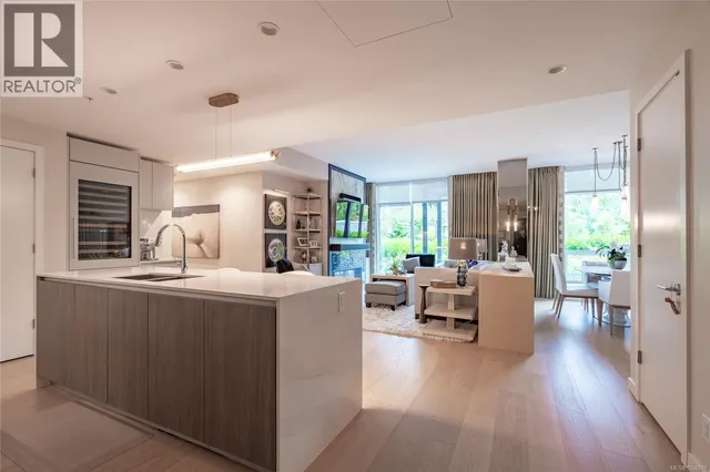605 - 2000 HANNINGTON ROAD, Langford 5