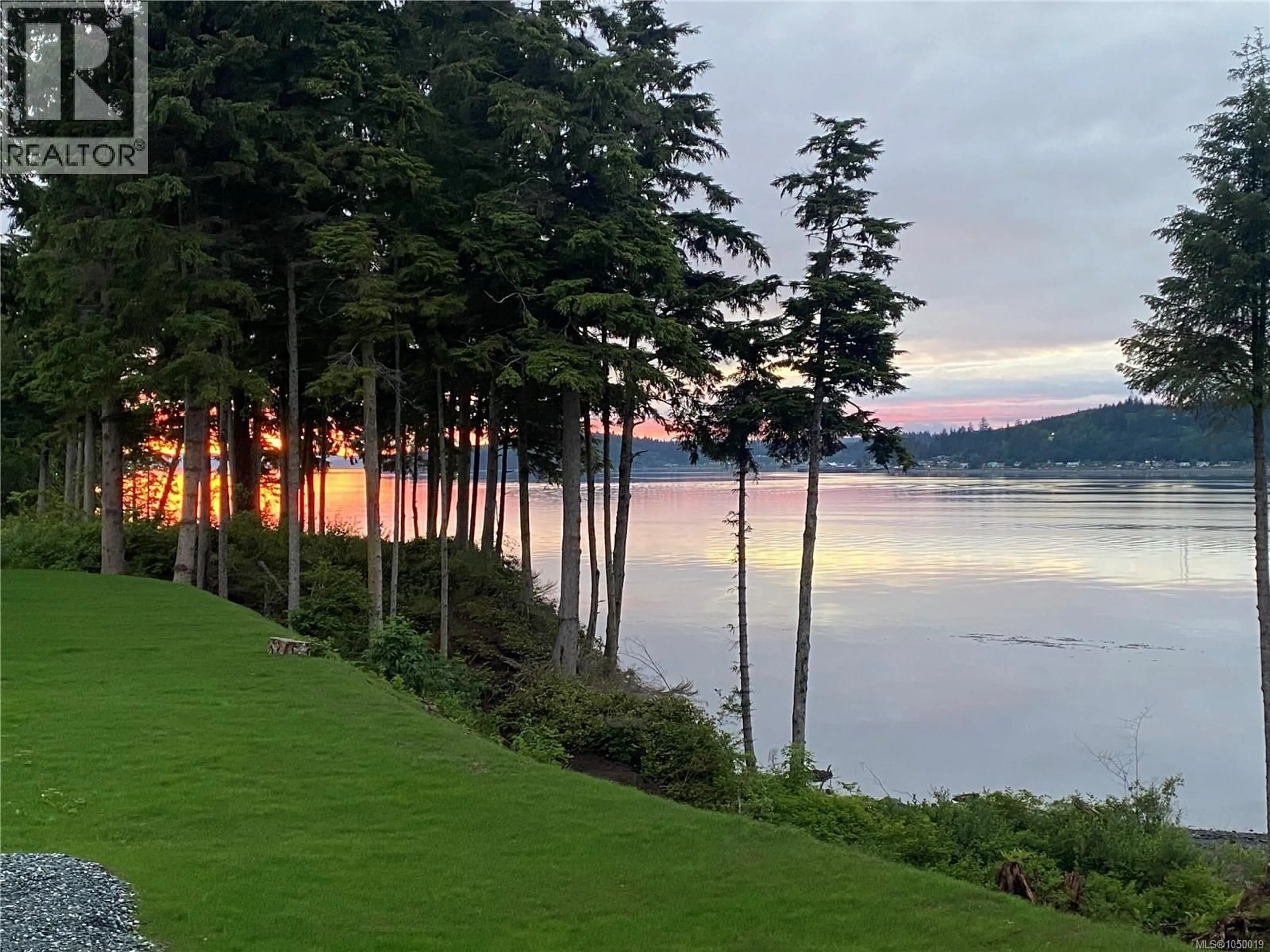 A pic from outside/outdoor area/front of a property/back of a property/a pic from drone, water/lake/river/ocean view for 13 - 1 ALDER BAY ROAD, Port McNeill British Columbia V0N2R0