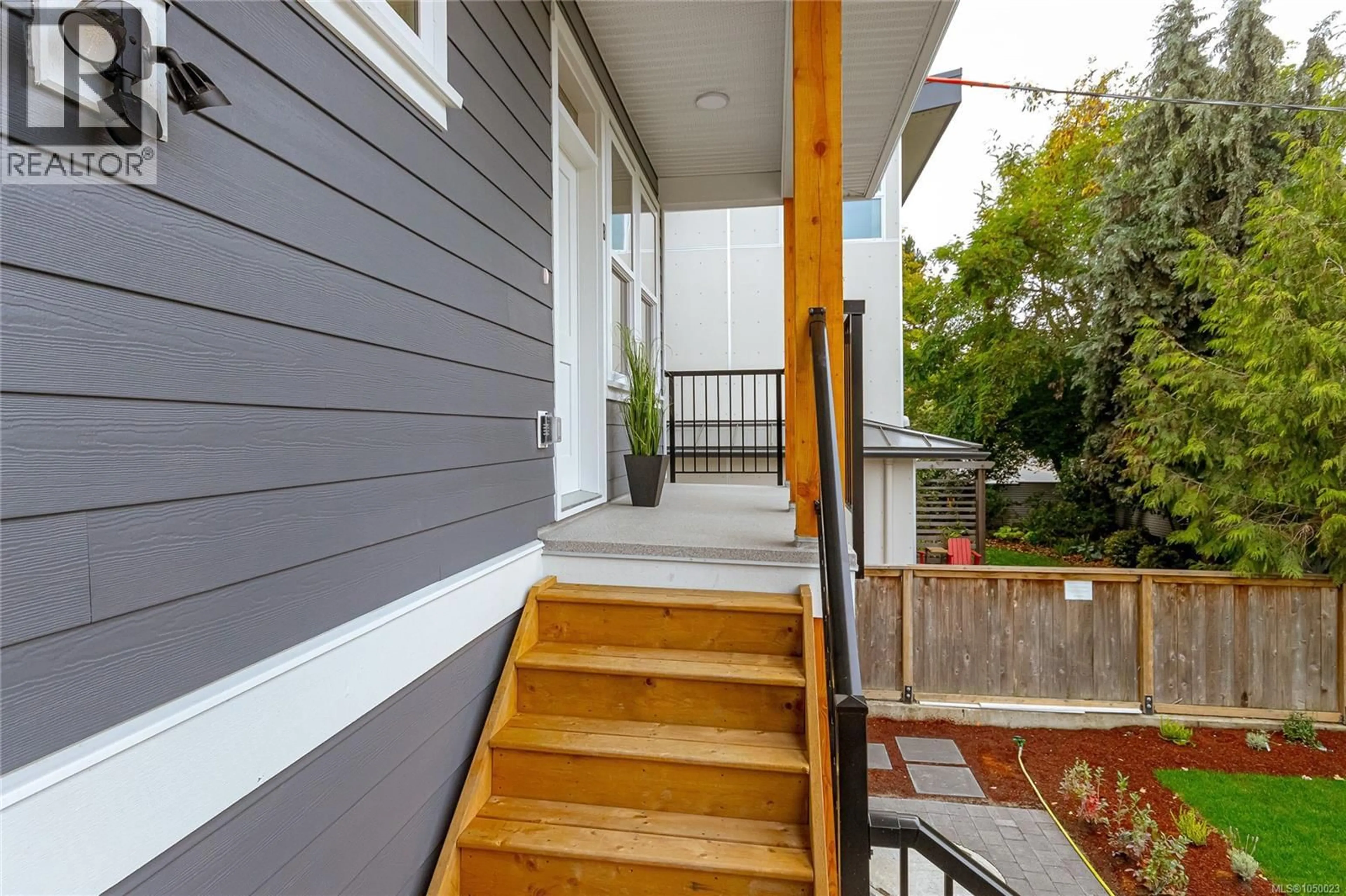 Unknown for B - 2235 SHELBOURNE STREET, Victoria British Columbia V8R4L2