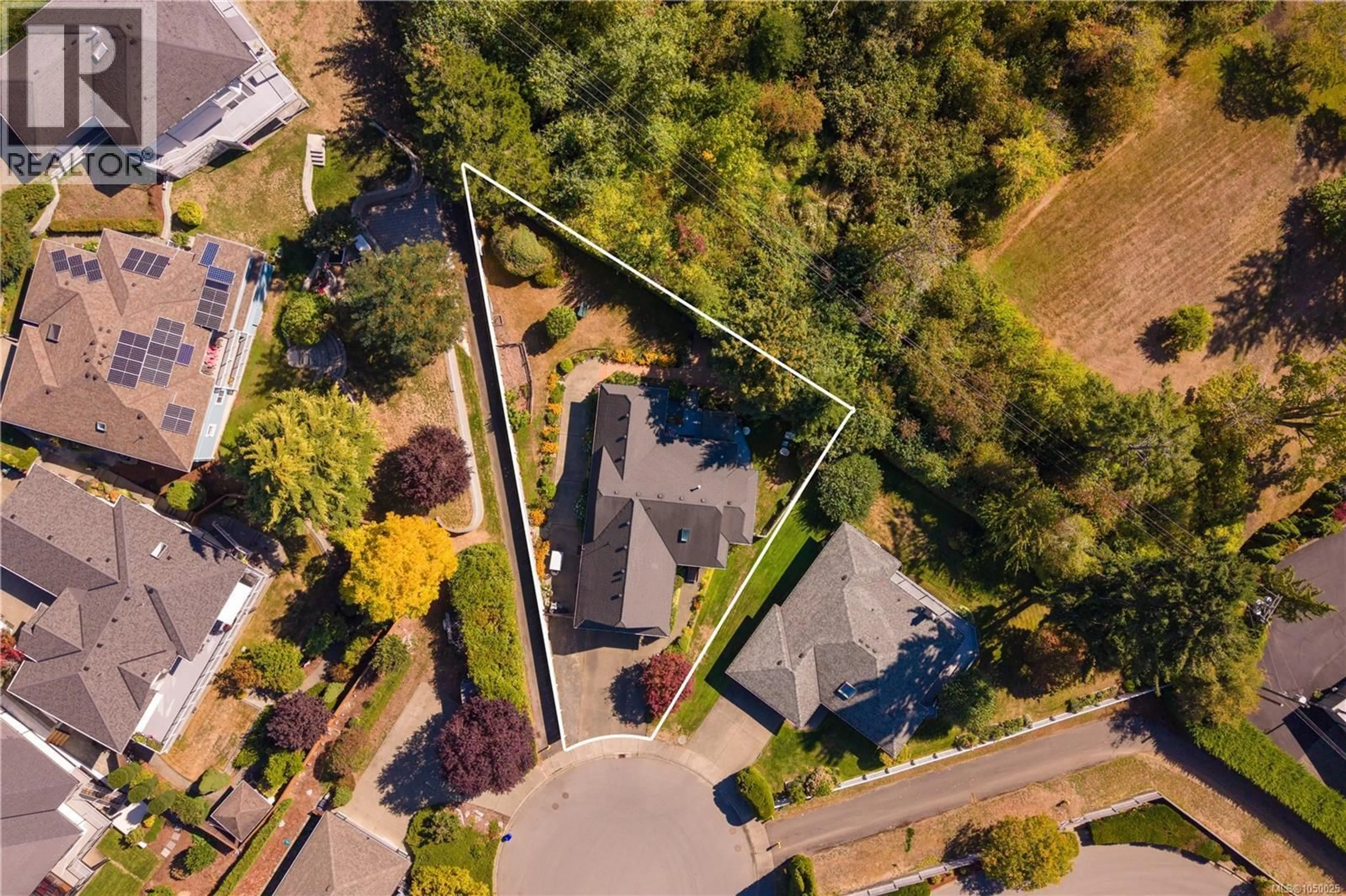 A pic from outside/outdoor area/front of a property/back of a property/a pic from drone, street for 6023 STERLING DRIVE, Duncan British Columbia V9L5N2