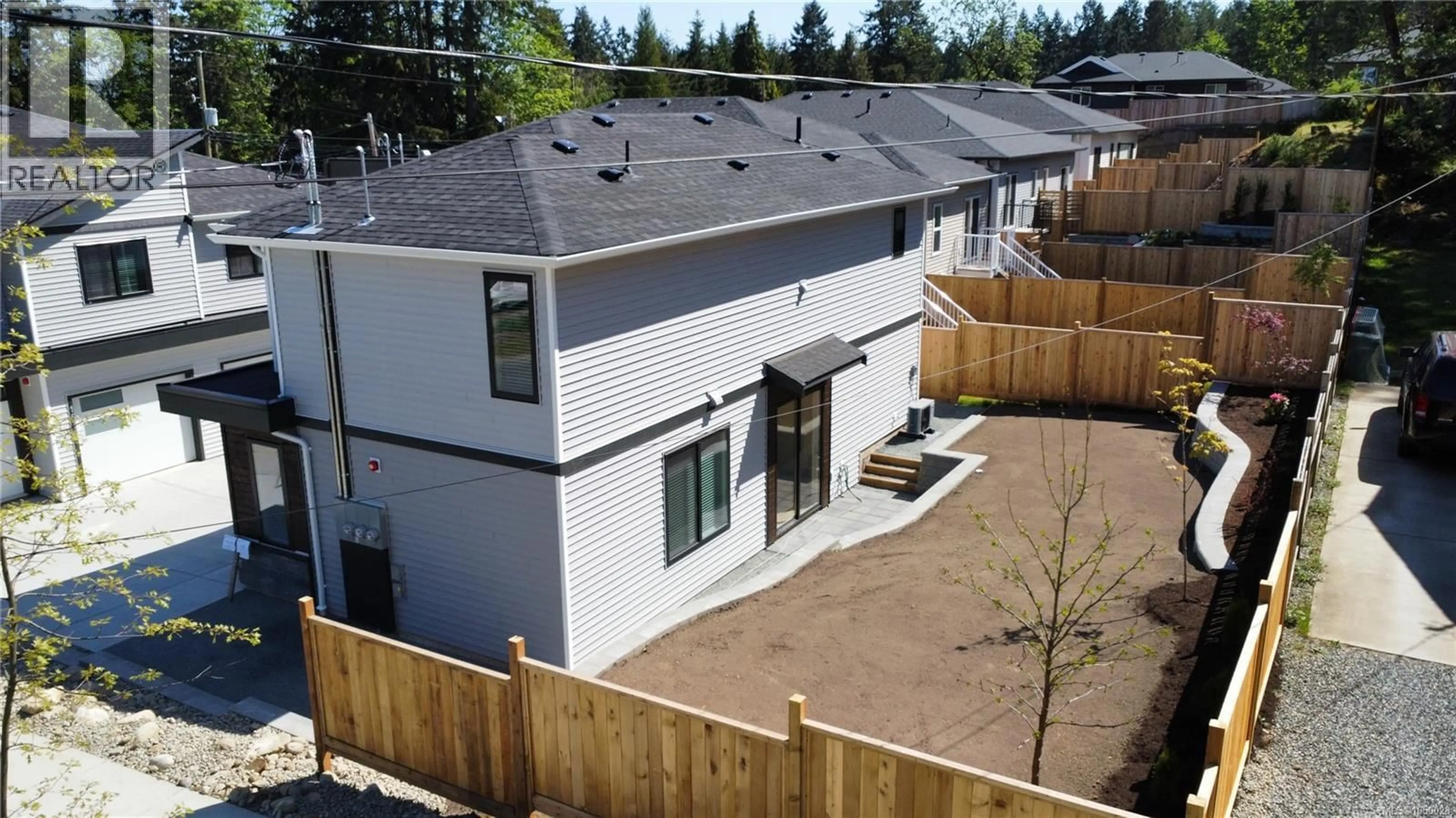 A pic from outside/outdoor area/front of a property/back of a property/a pic from drone, unknown for 163 ALBERTA ROAD, Nanaimo British Columbia V9X1A1