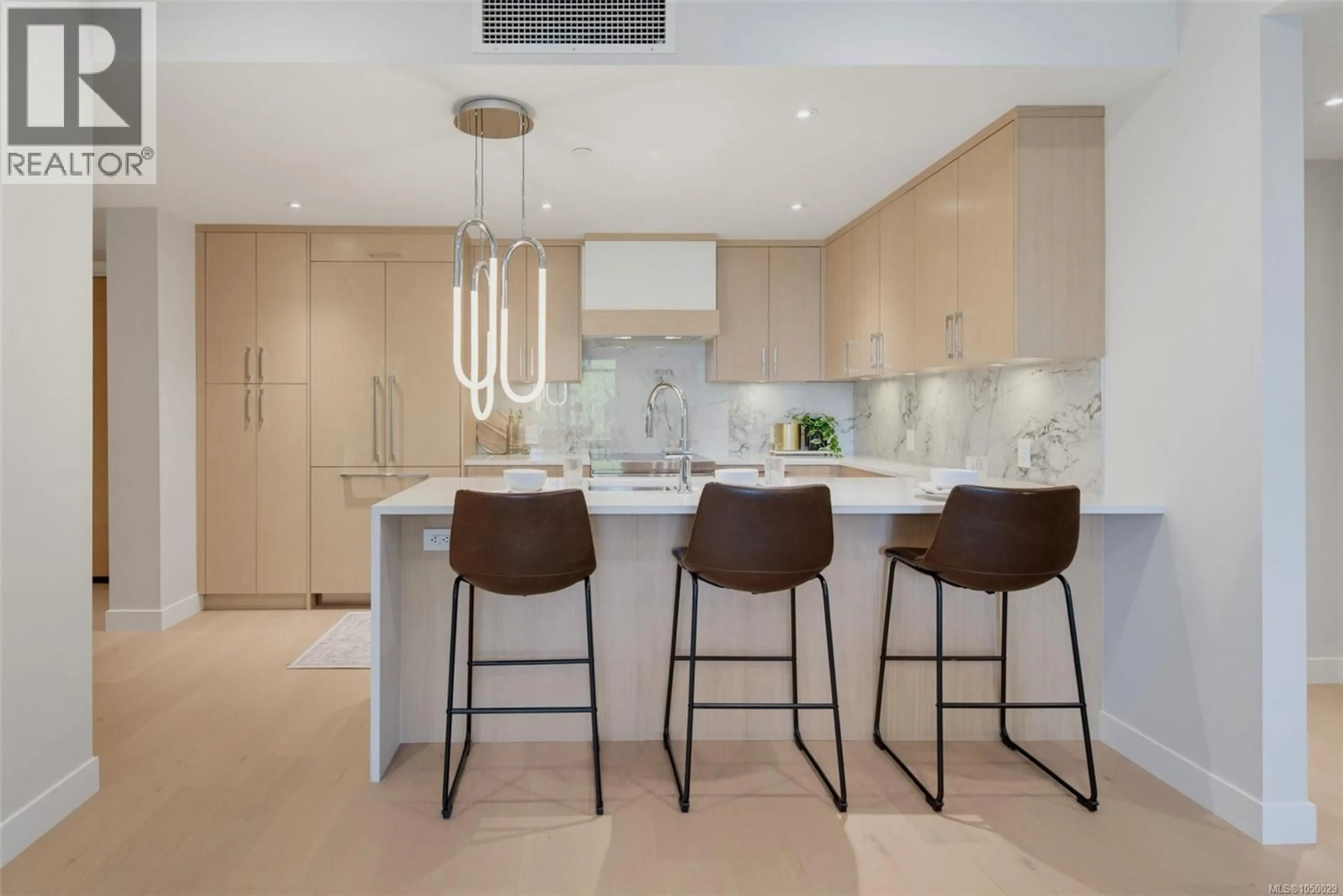 Contemporary kitchen, ceramic/tile floor for 201 - 5229 CORDOVA BAY ROAD, Saanich British Columbia V8Y2L1