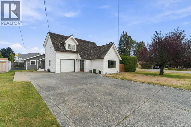 1 SYLVAN CRESCENT, Parksville 2