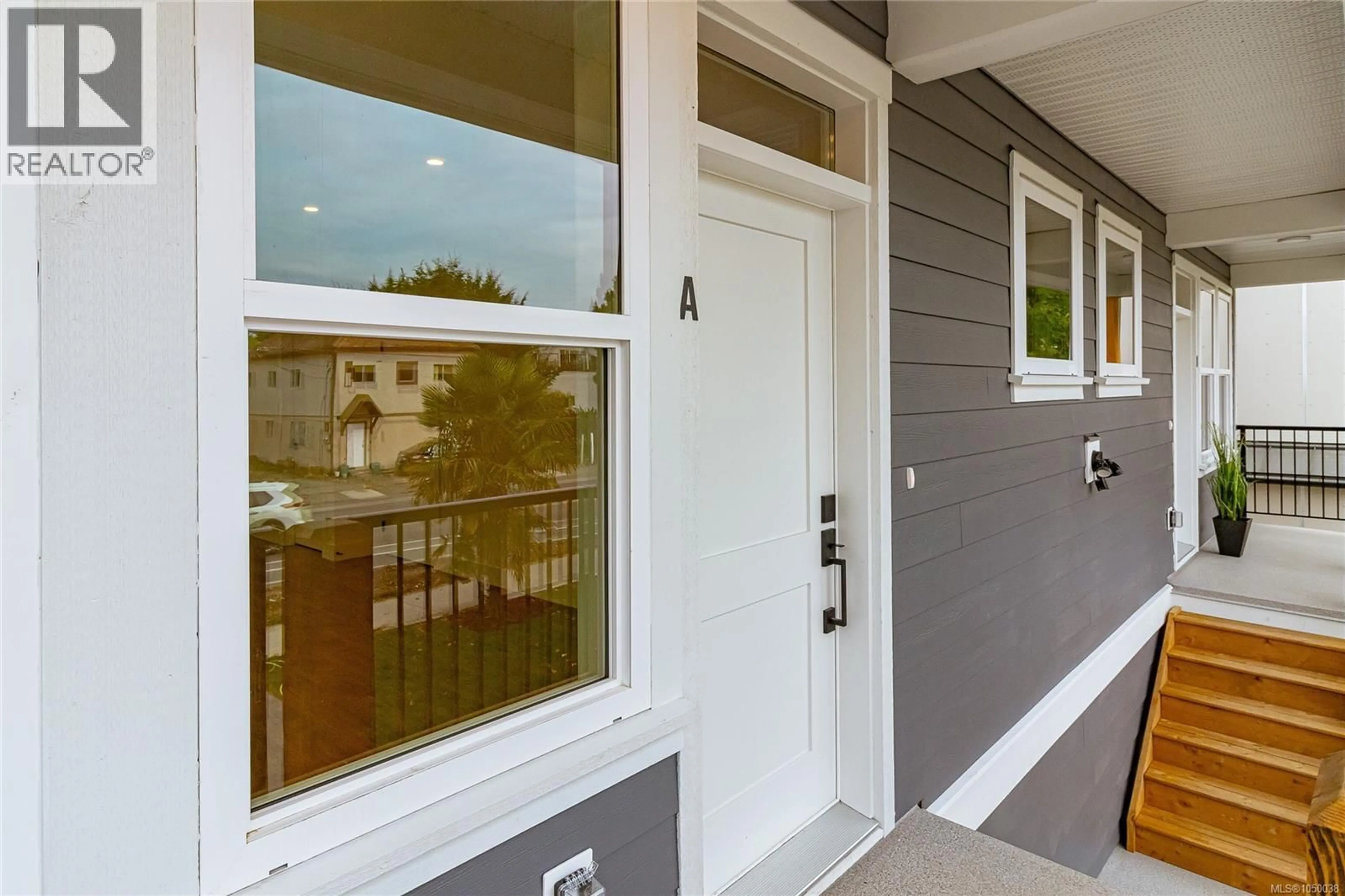 Home with vinyl exterior material, street for A - 2235 SHELBOURNE STREET, Victoria British Columbia V8R4L2