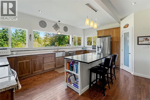 2835 OLYMPIC ROAD, Qualicum Beach 5