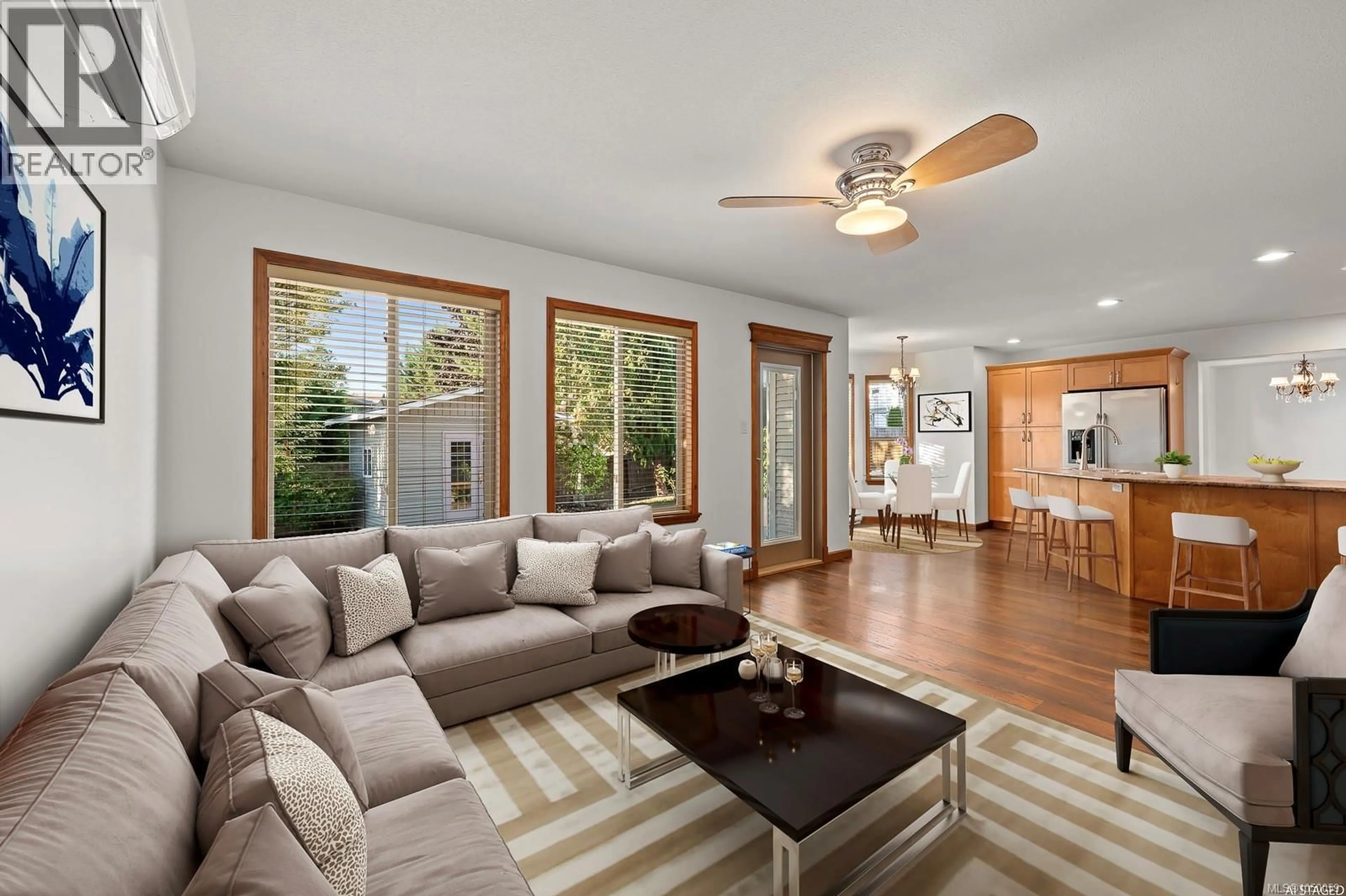 Living room with furniture, unknown for 2386 INVERCLYDE WAY, Courtenay British Columbia V9N9X1