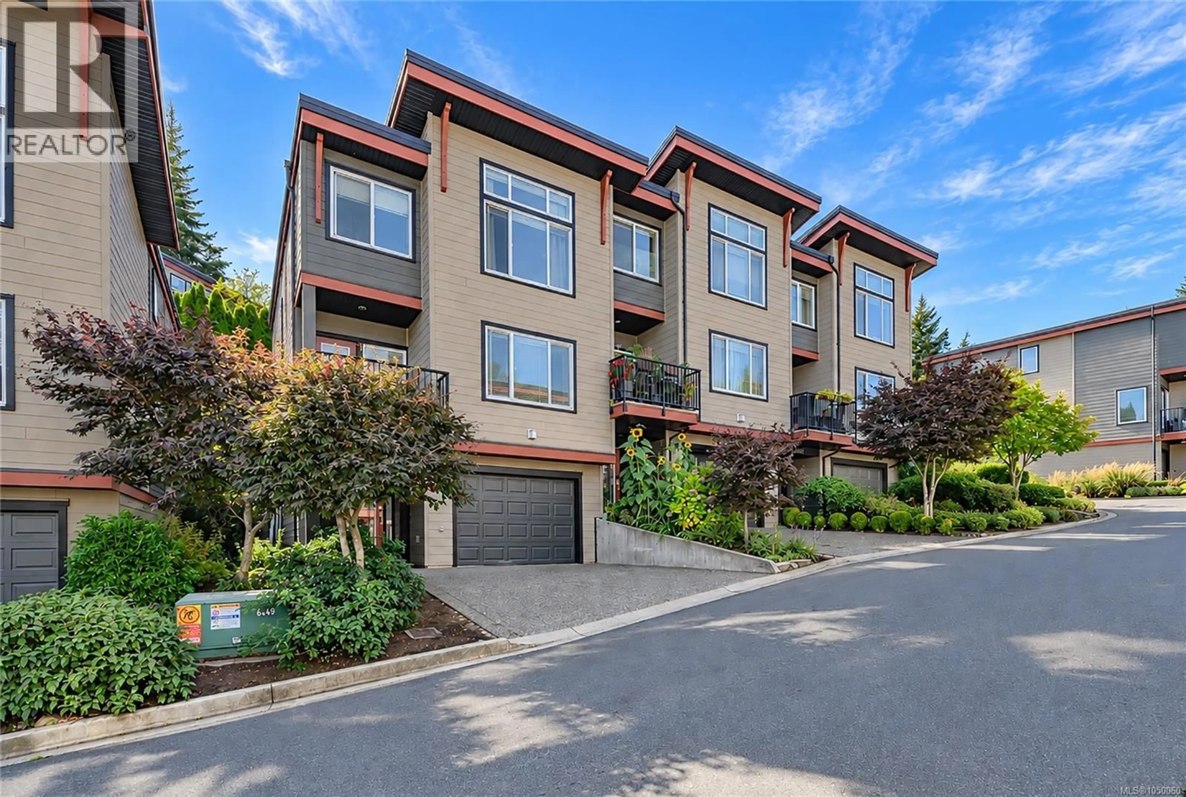 A pic from outside/outdoor area/front of a property/back of a property/a pic from drone, unknown for 2105 GREENHILL RISE, Langford British Columbia V9B0J1