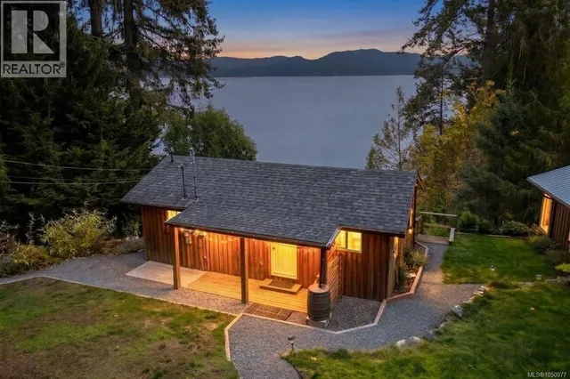 25 SEAGIRT ROAD, Sooke 2