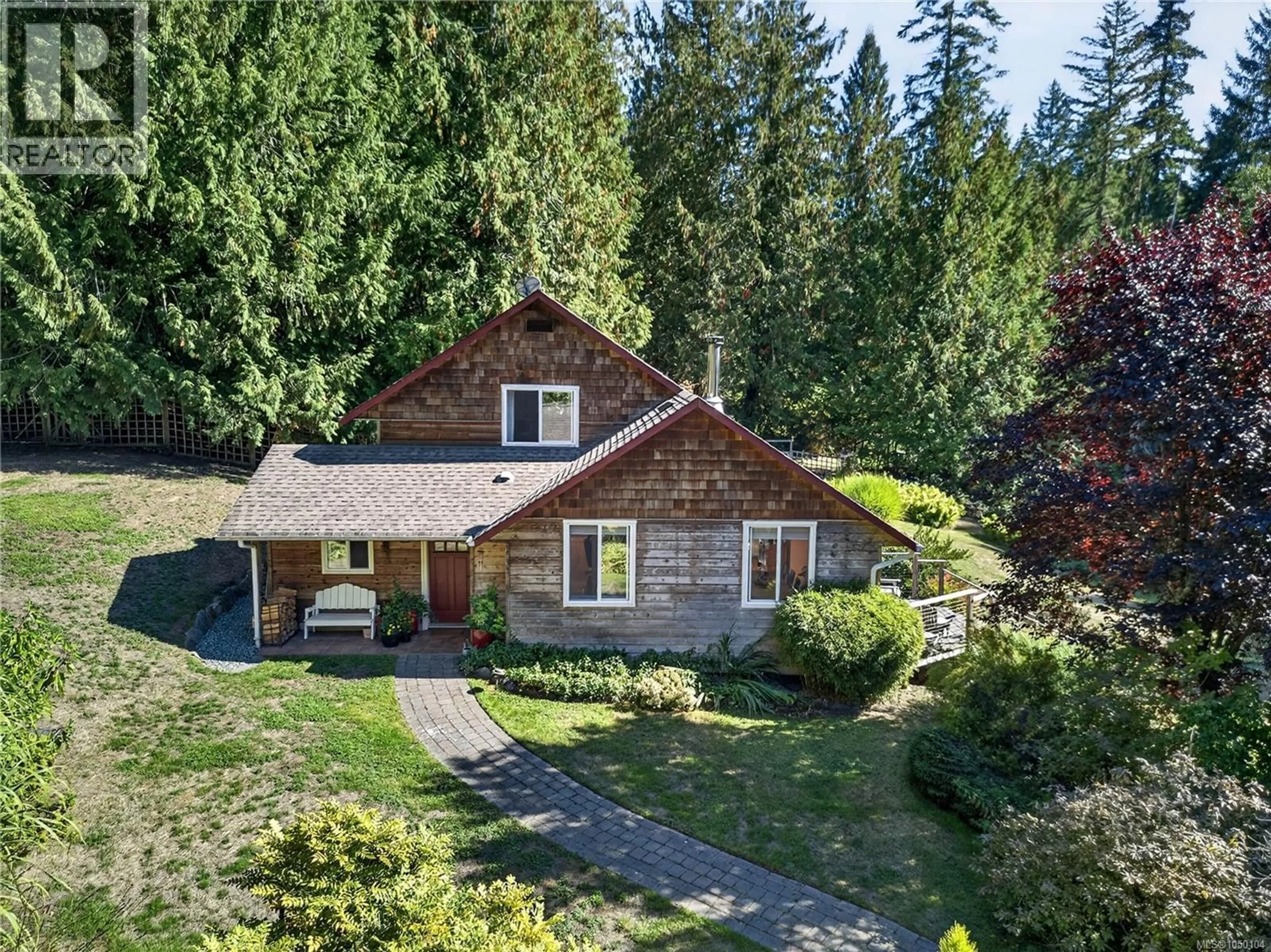 A pic from outside/outdoor area/front of a property/back of a property/a pic from drone, unknown for 138 BULLOCK CREEK ROAD, Salt Spring British Columbia V8K2L3