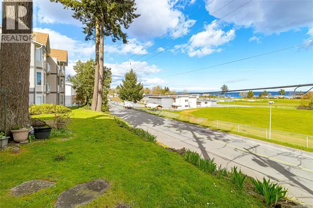 107 - 9916 DANIEL STREET, Chemainus 3