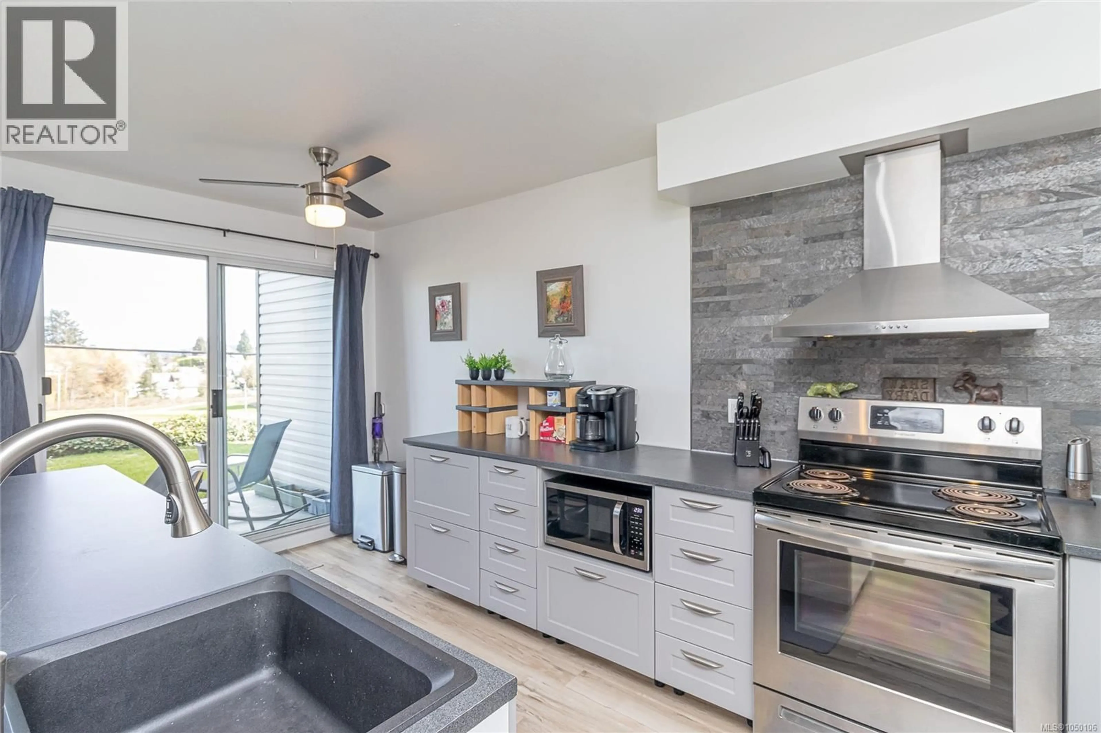 Open concept kitchen, unknown for 107 - 9916 DANIEL STREET, Chemainus British Columbia V0R1K1
