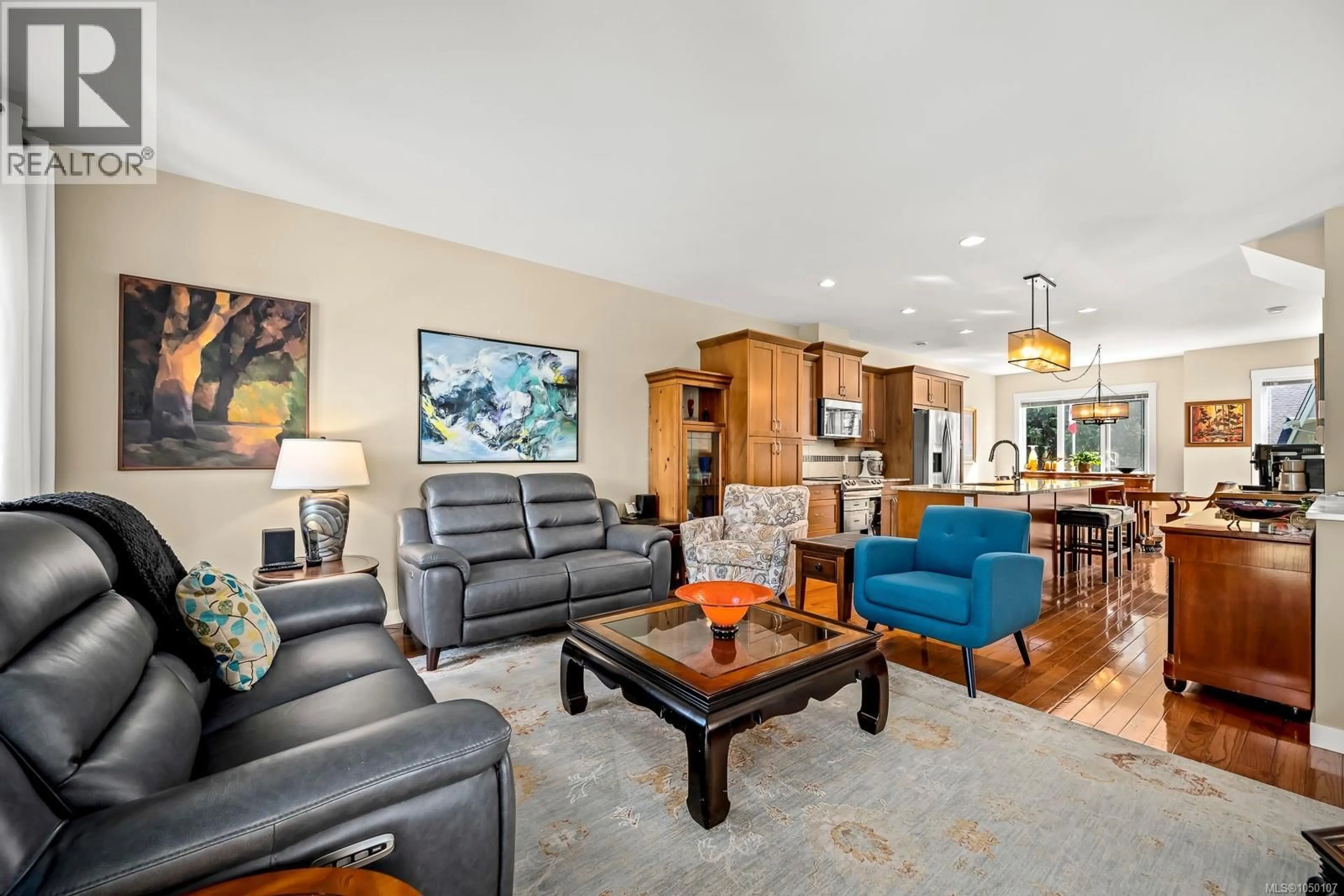 Living room with furniture, unknown for 17 - 700 LANCASTER WAY, Comox British Columbia V9M0B6