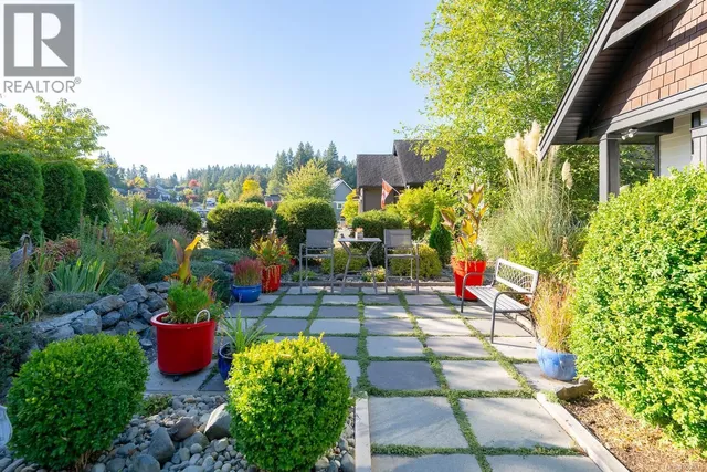 929 DELOUME ROAD, Mill Bay 3