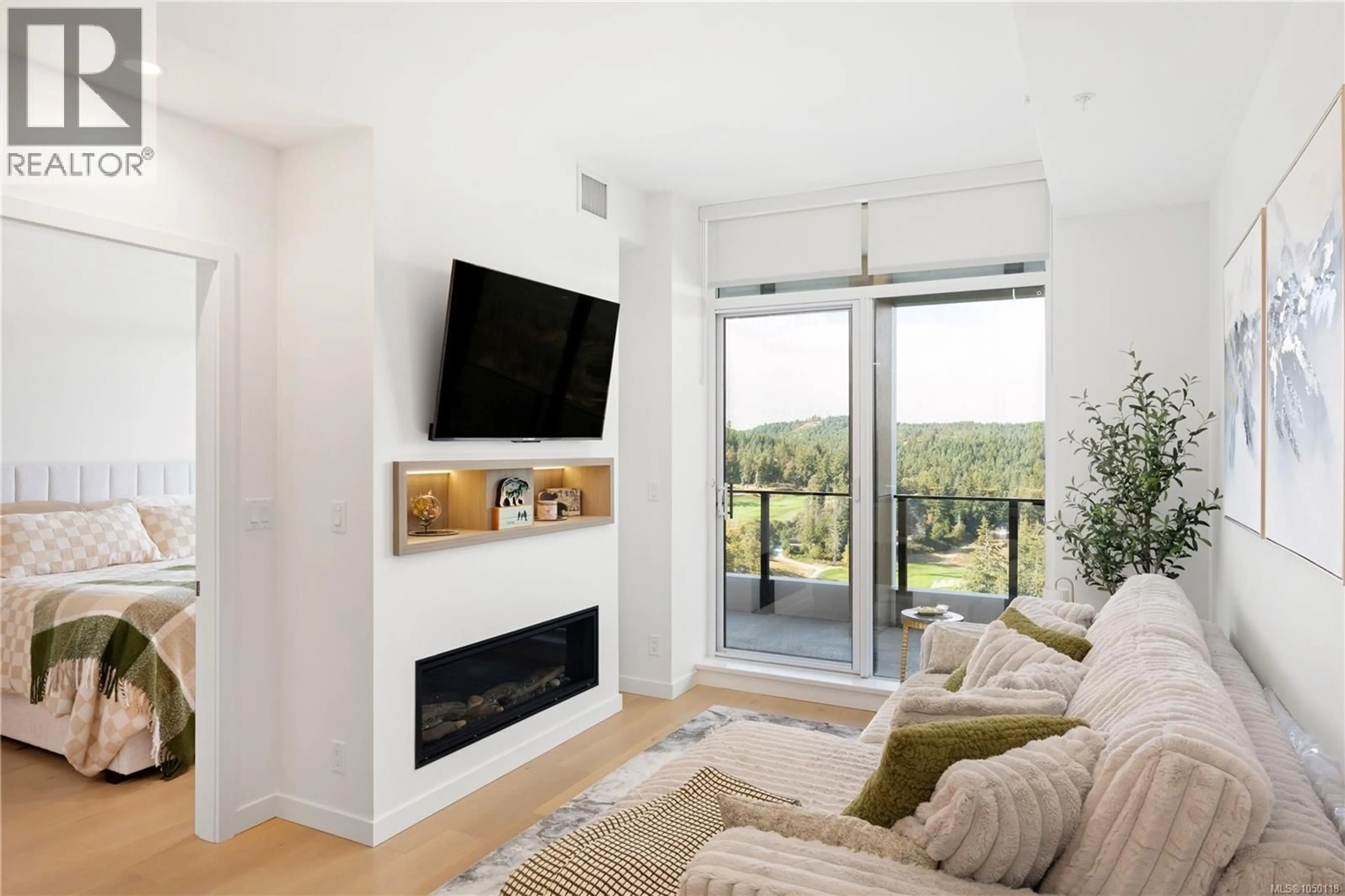 Living room with furniture, unknown for 1412 - 2000 HANNINGTON ROAD, Langford British Columbia V9B6R6