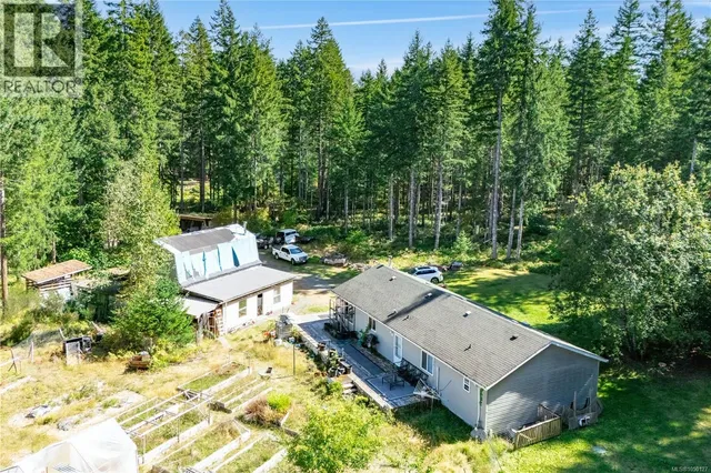 9498 DOYLE ROAD, Black Creek 3