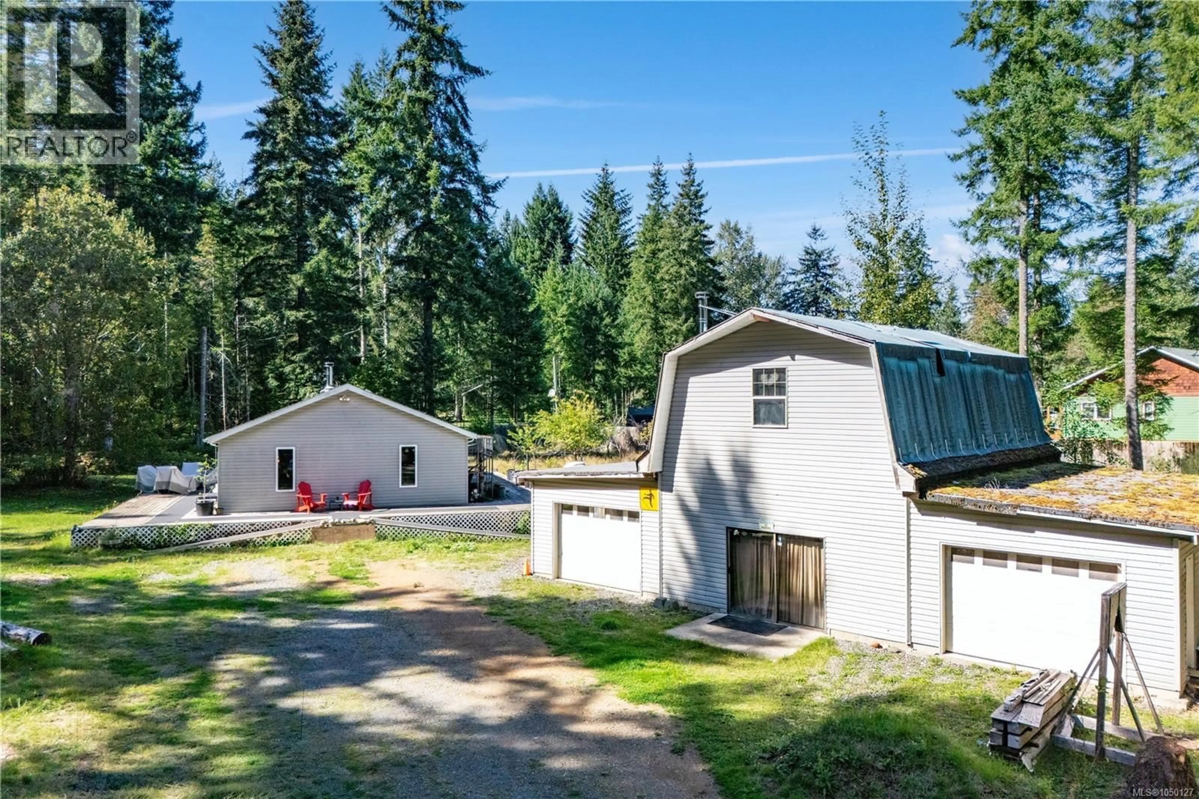 A pic from outside/outdoor area/front of a property/back of a property/a pic from drone, unknown for 9498 DOYLE ROAD, Black Creek British Columbia V9J1E7