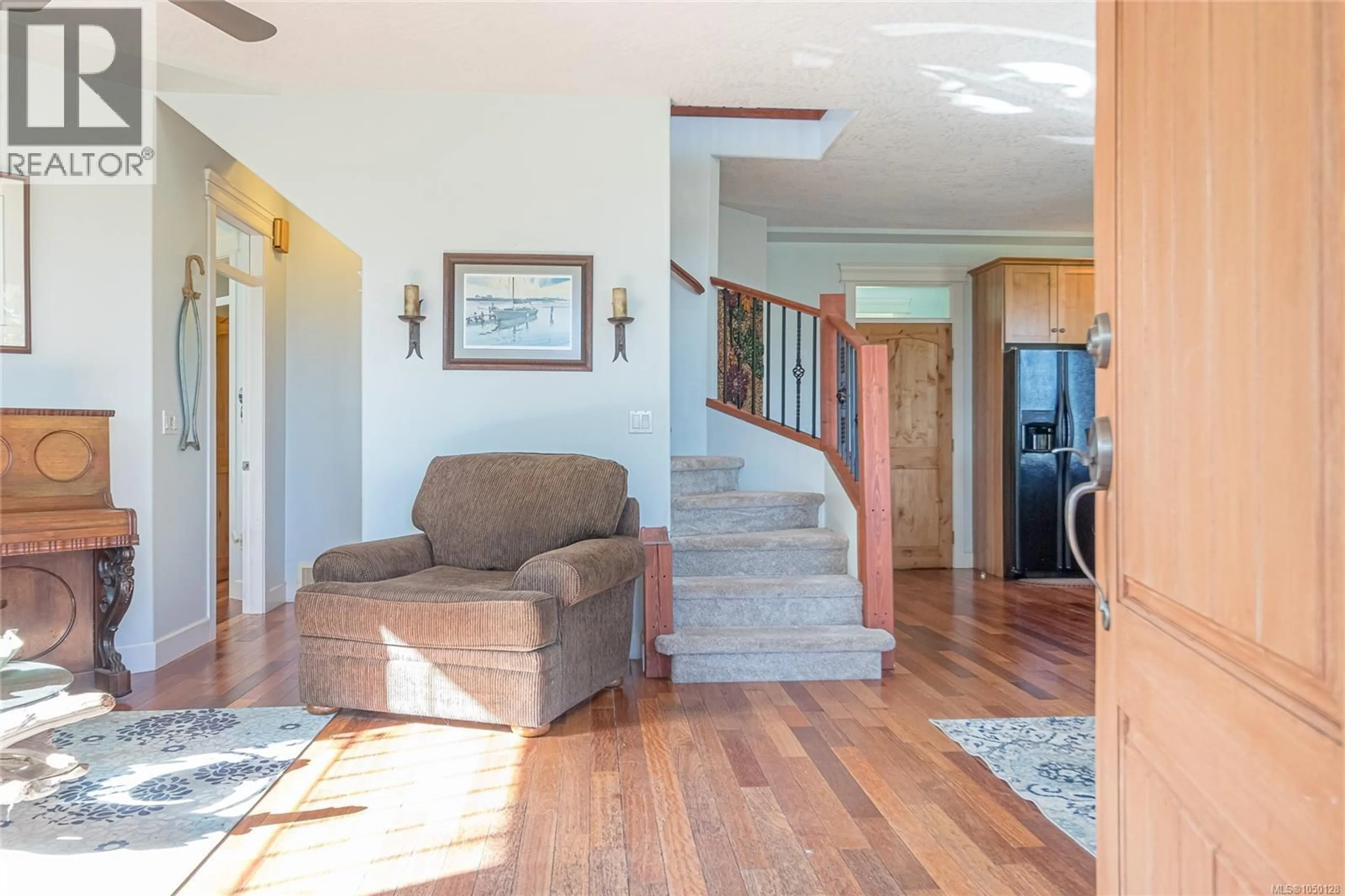 Indoor entryway for 3930 BOVANIS ROAD, Bowser British Columbia V0R1G0
