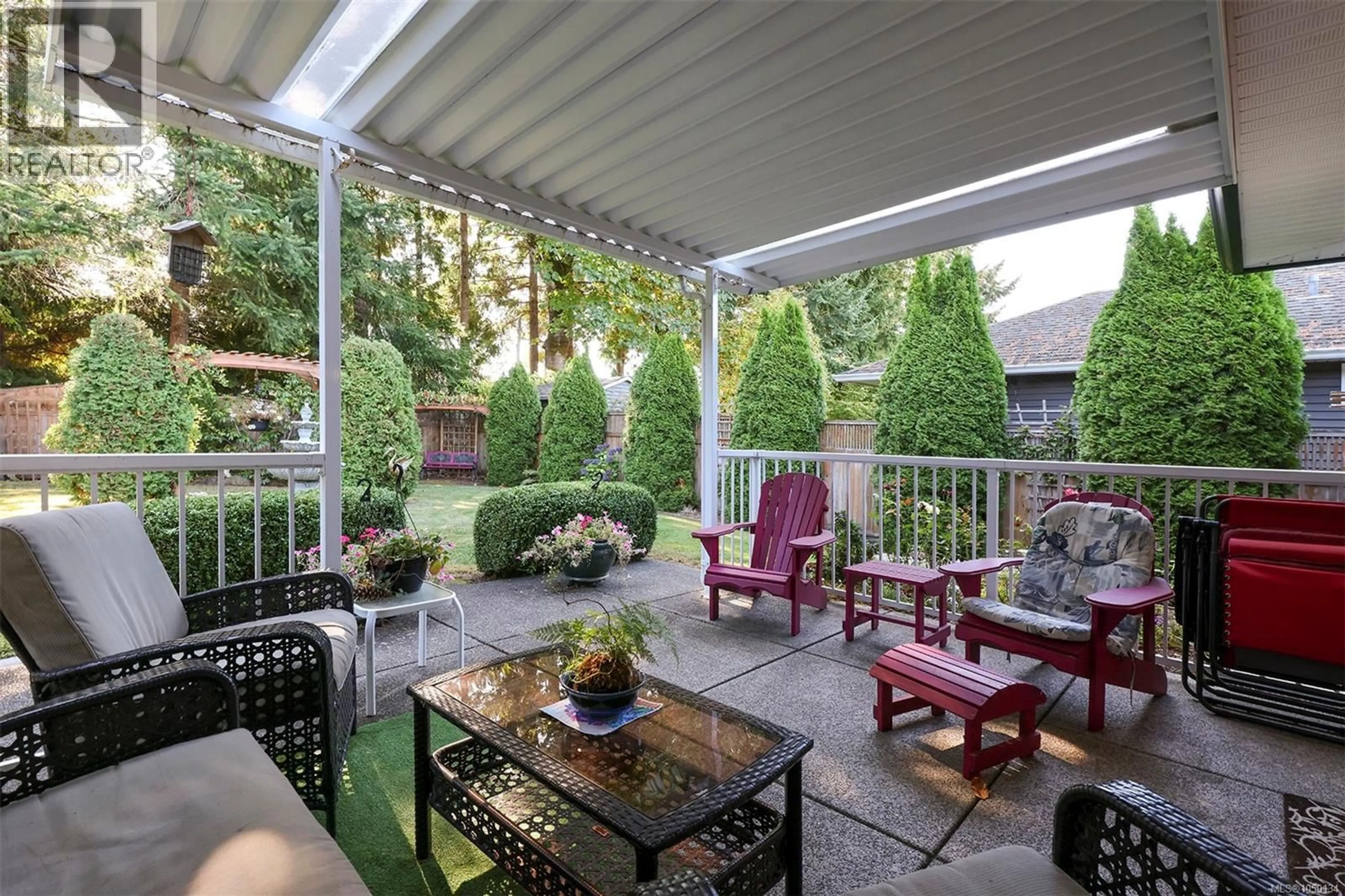 Patio, street for 2561 HEBRIDES CRESCENT, Courtenay British Columbia V9N3Z7