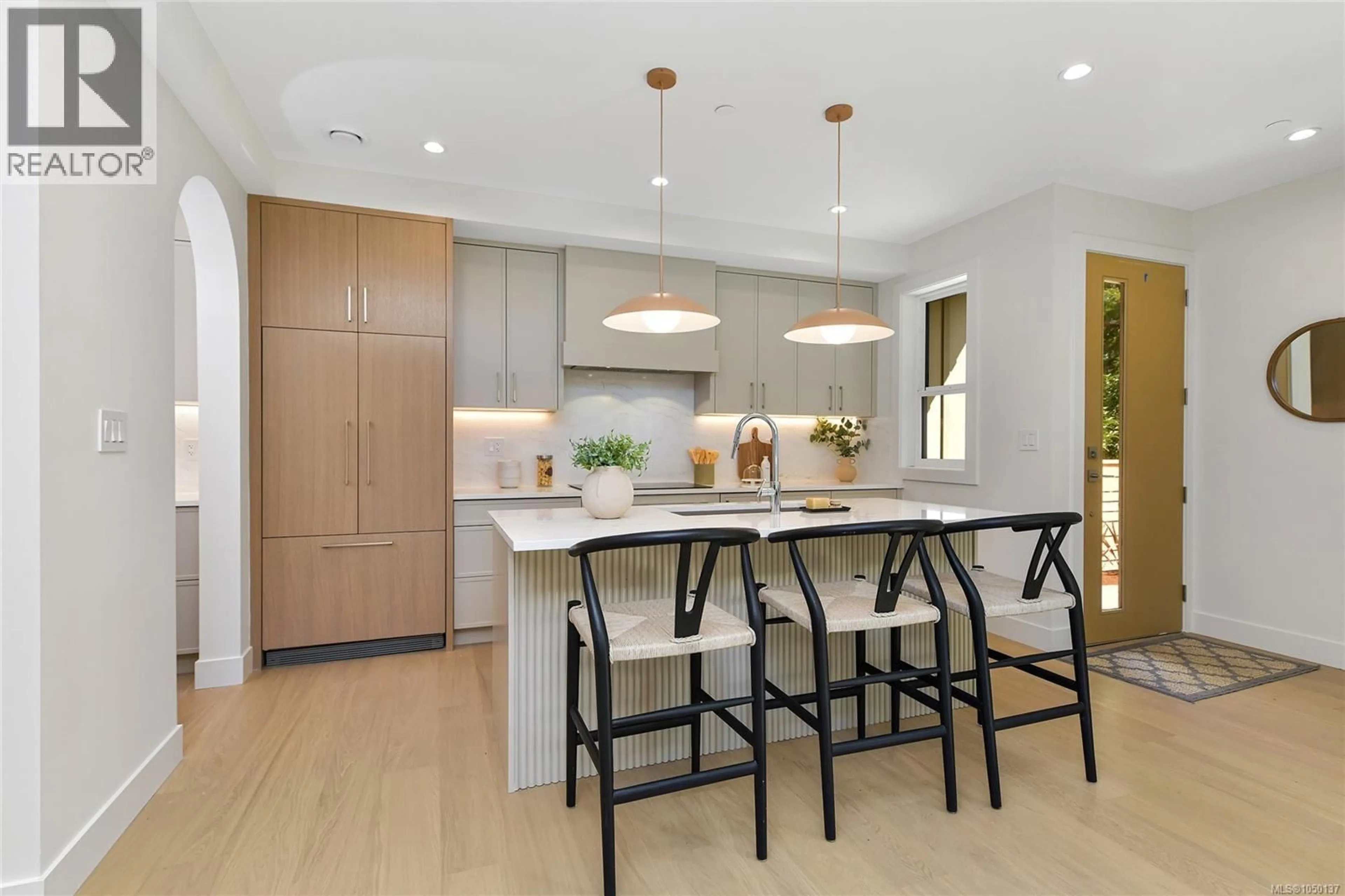 Contemporary kitchen, unknown for 2 - 4430 SHORE WAY, Saanich British Columbia V8N3T9