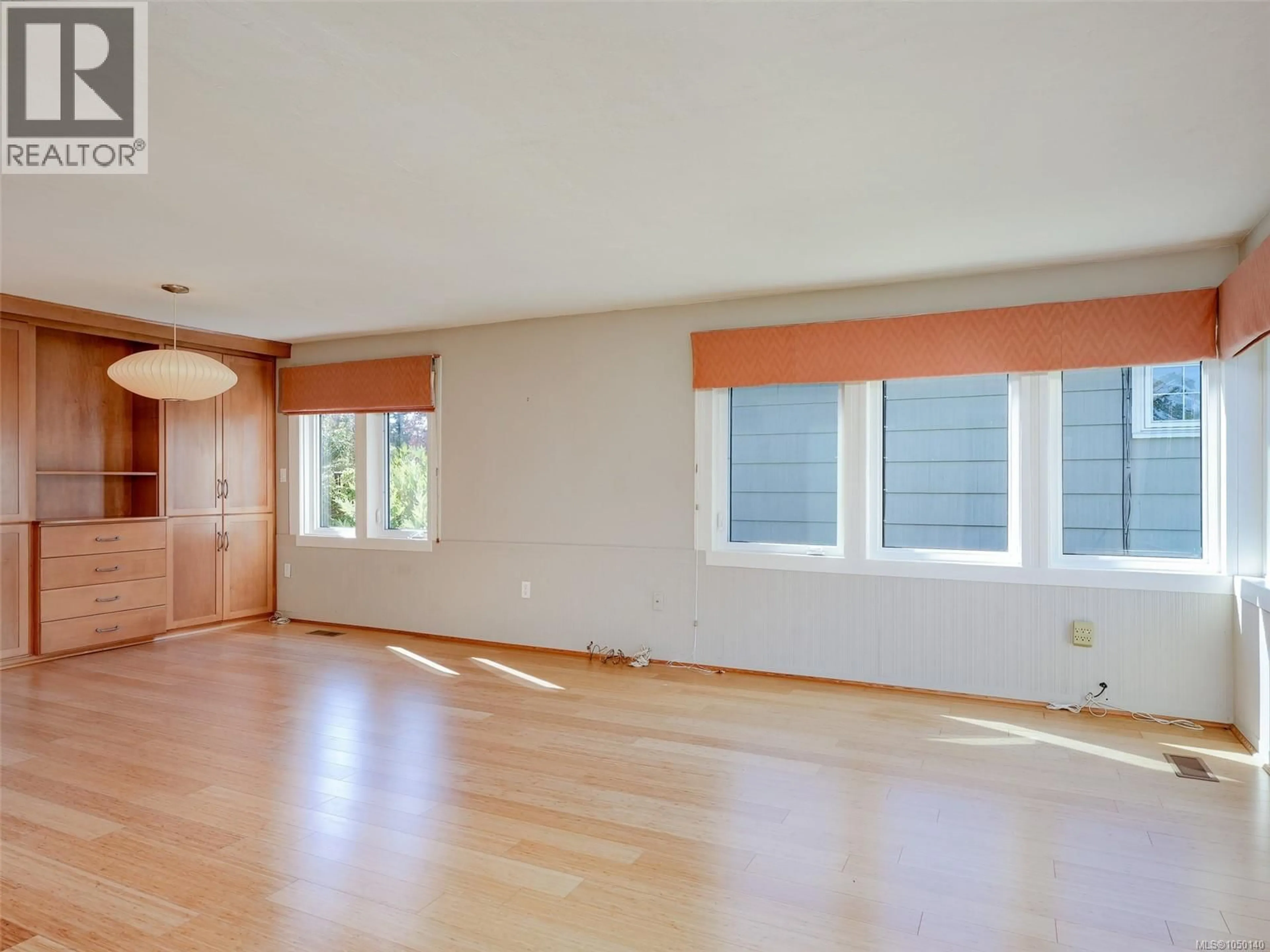 A pic of a room for 865 BANK STREET, Victoria British Columbia V8S4A8