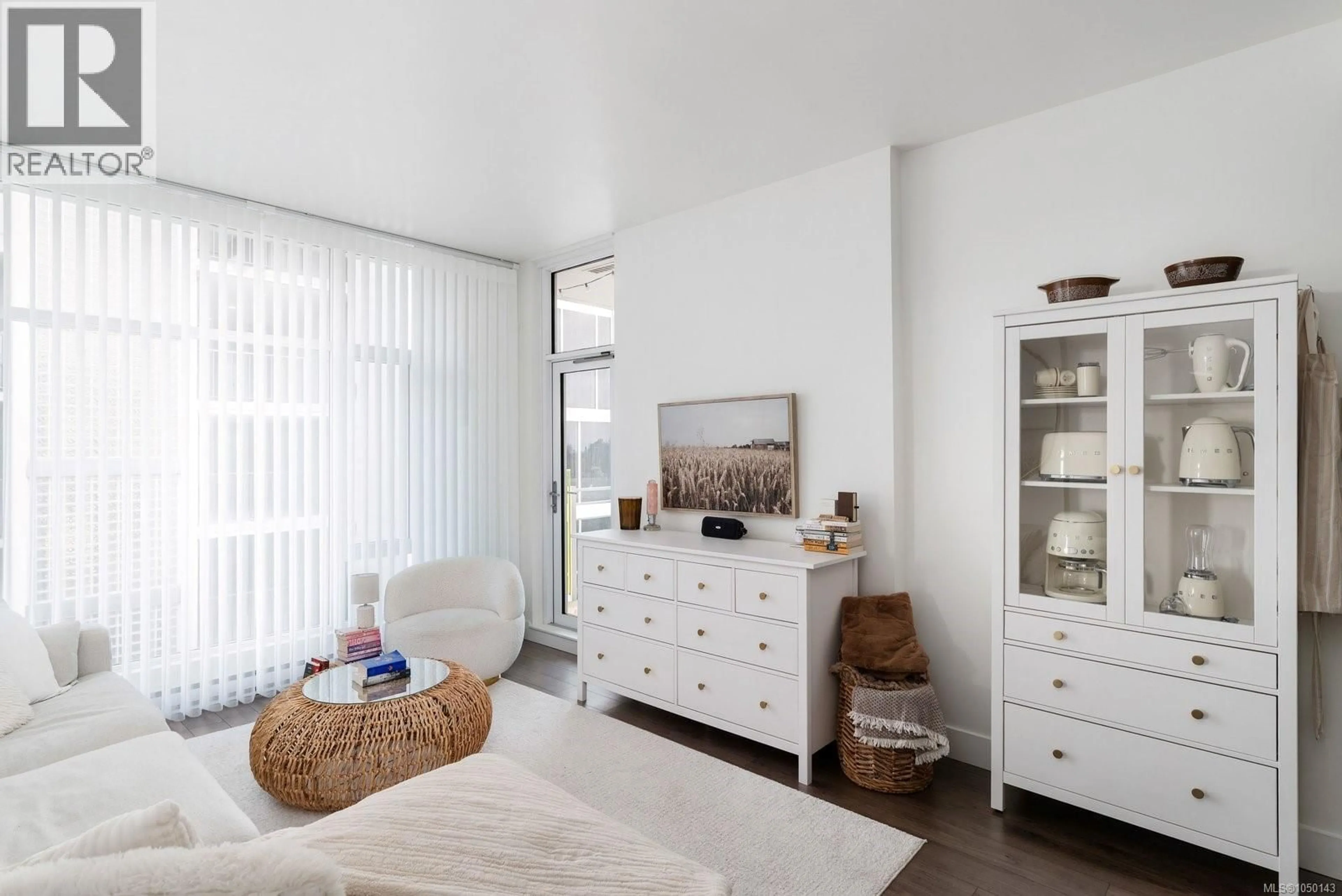 Unknown for 1008 - 1090 JOHNSON STREET, Victoria British Columbia V8V0B3