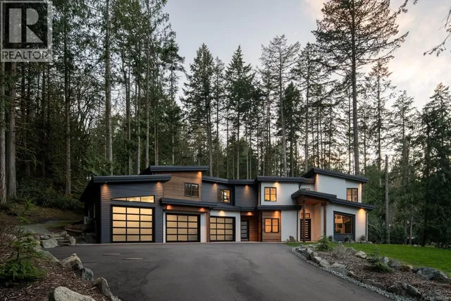 1535 EAGLE WAY, North Saanich 2