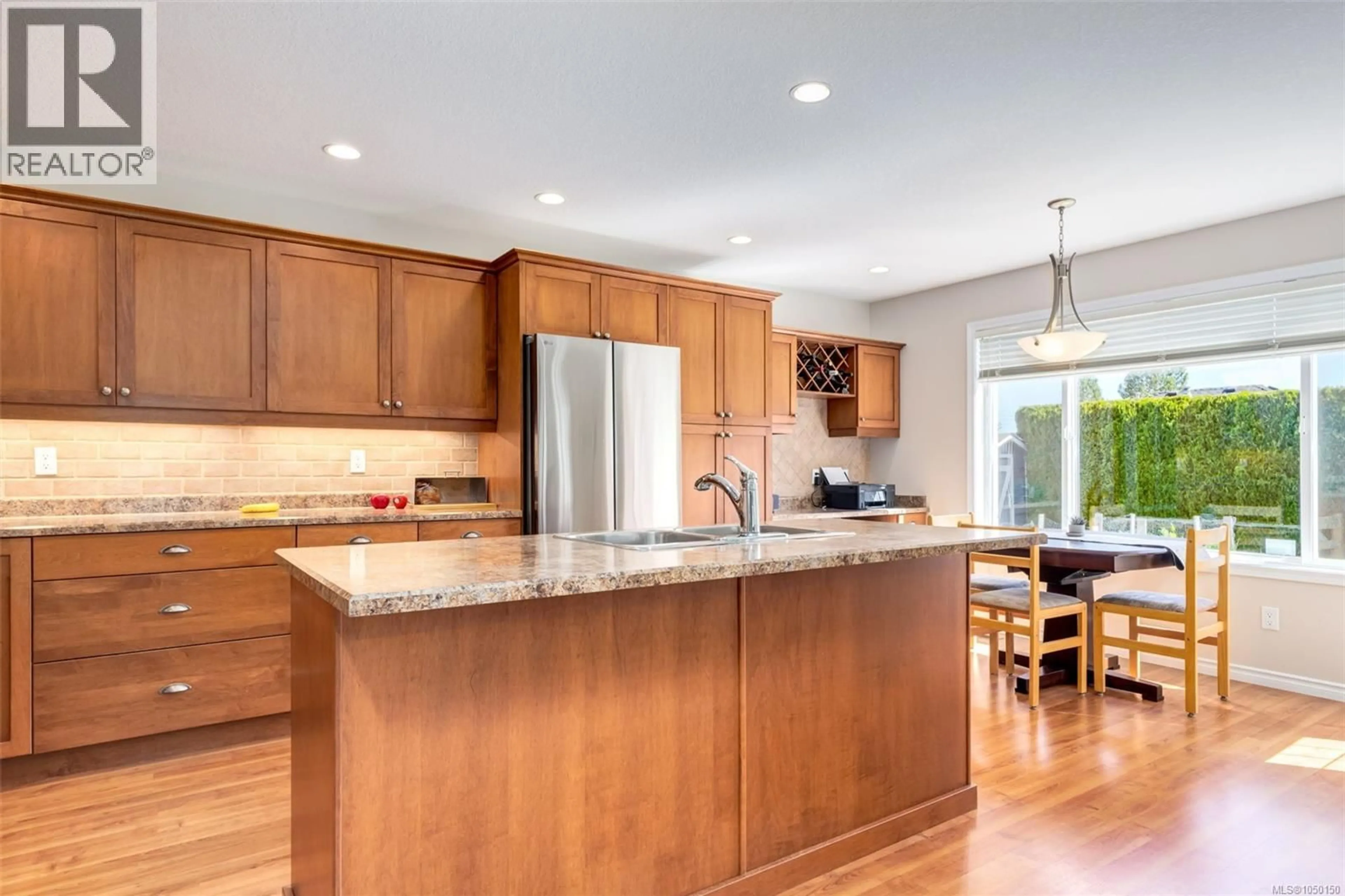 Open concept kitchen, unknown for 1153 ROBERTON BOULEVARD, Parksville British Columbia V9P2R6