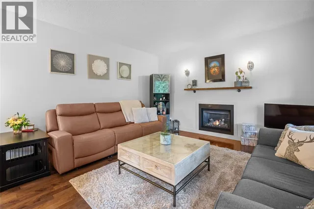 3638 SOREN PLACE, Cobble Hill 4