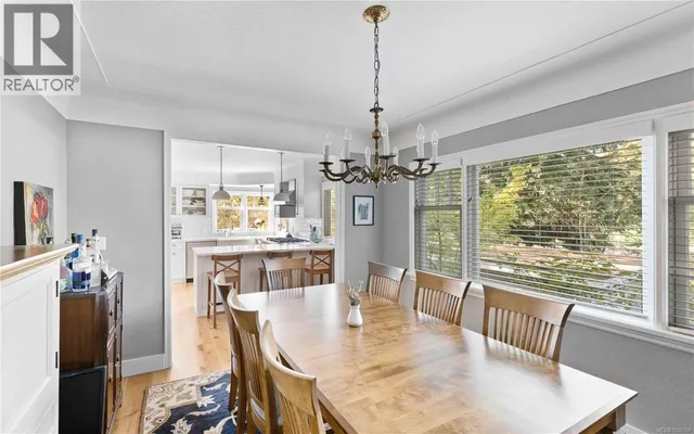 1461 DERBY ROAD, Saanich 5