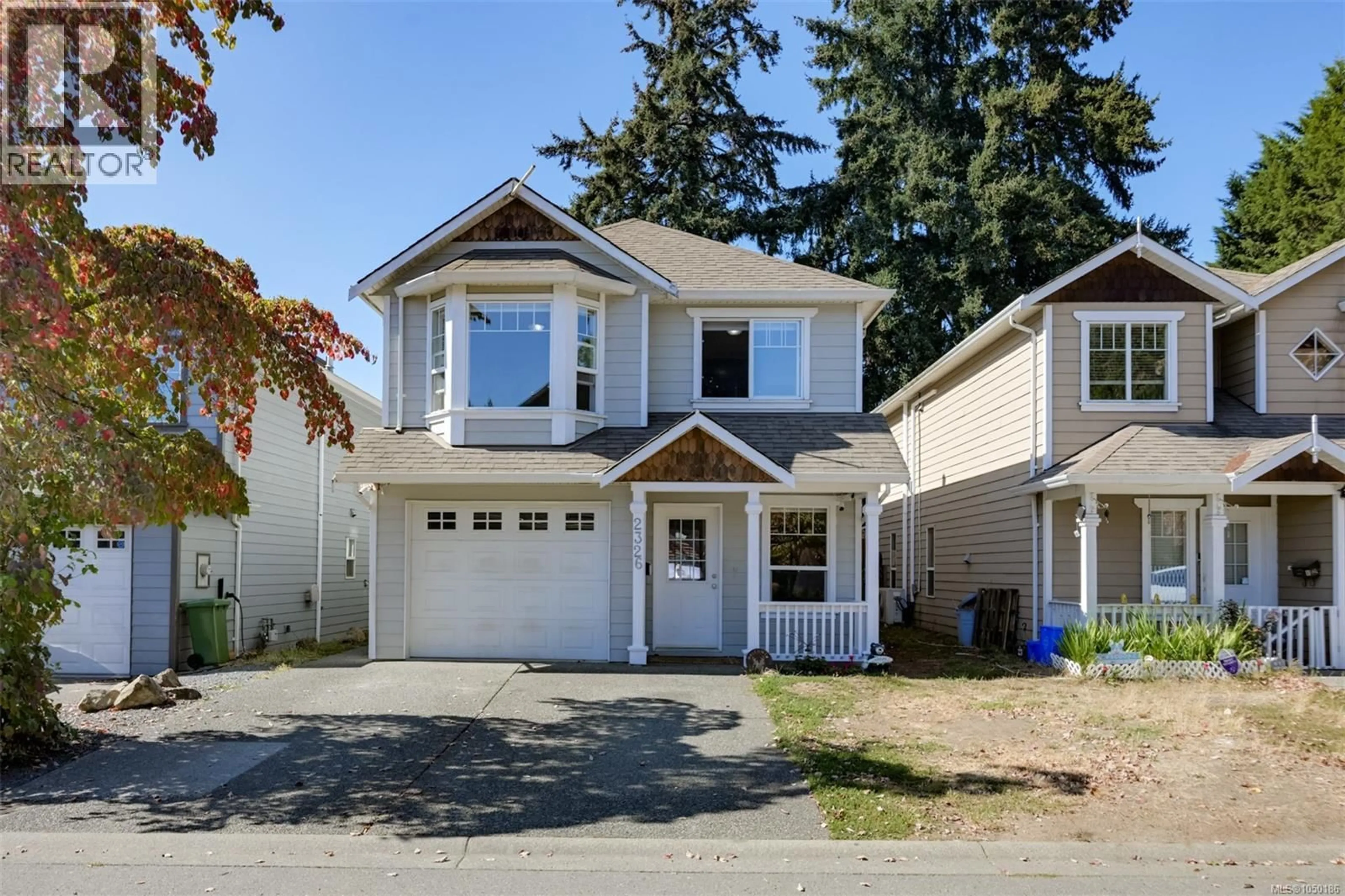Home with vinyl exterior material, street for 2326 HOYLAKE CRESCENT, Langford British Columbia V9B6K5