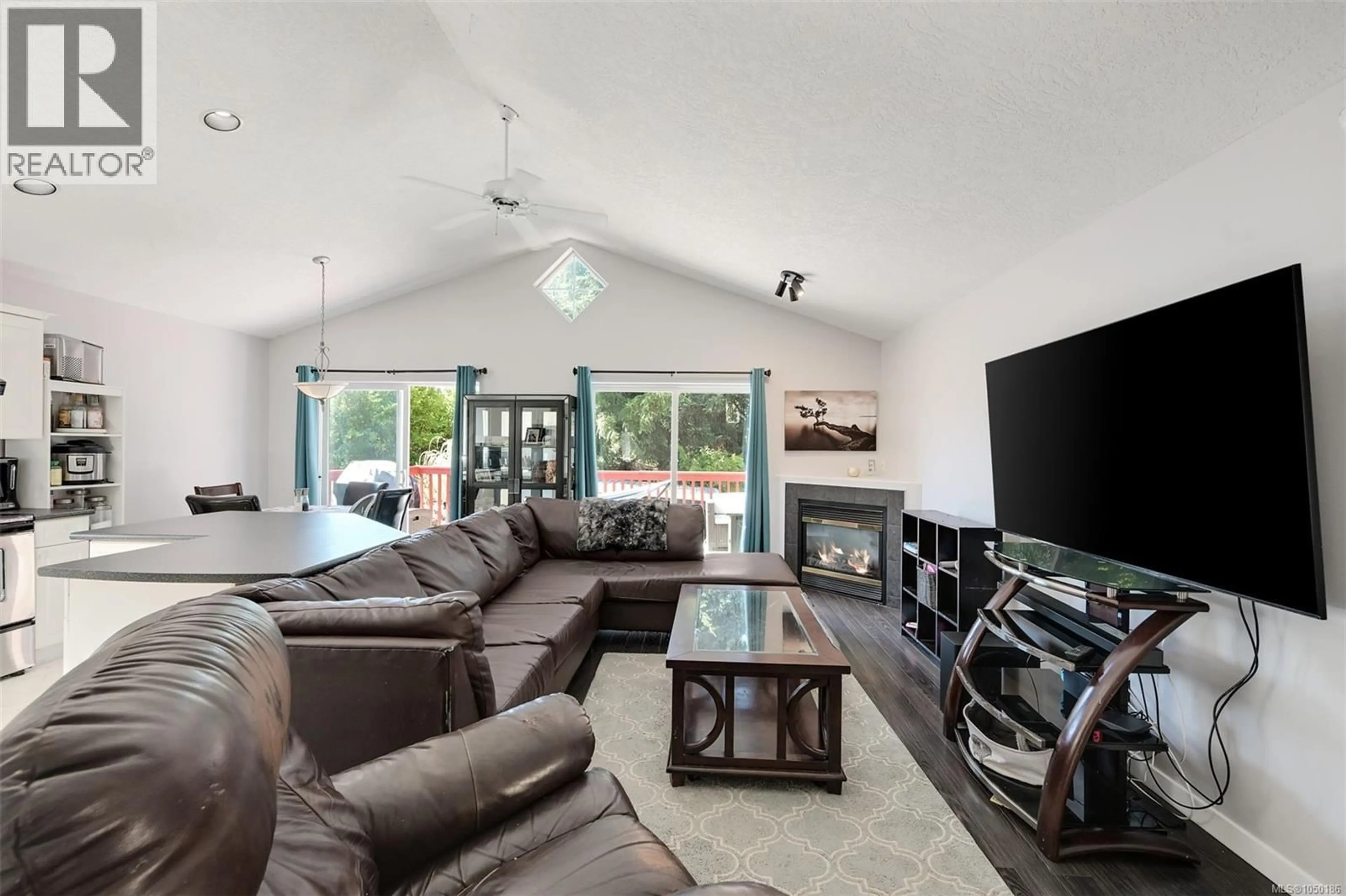 Living room with furniture, unknown for 2326 HOYLAKE CRESCENT, Langford British Columbia V9B6K5