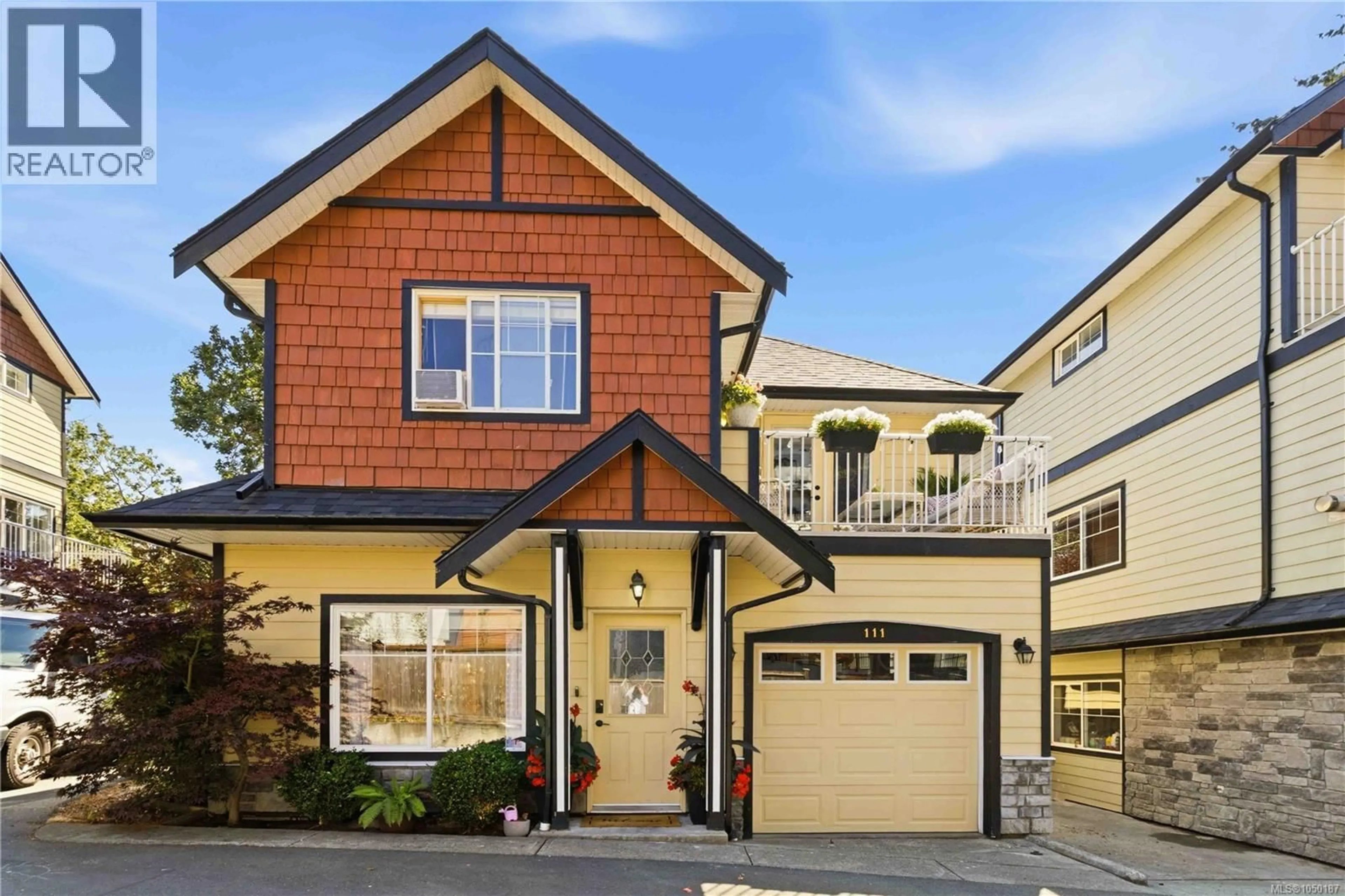 Home with vinyl exterior material, street for 111 - 2645 MILLSTREAM ROAD, Langford British Columbia V9B6V8