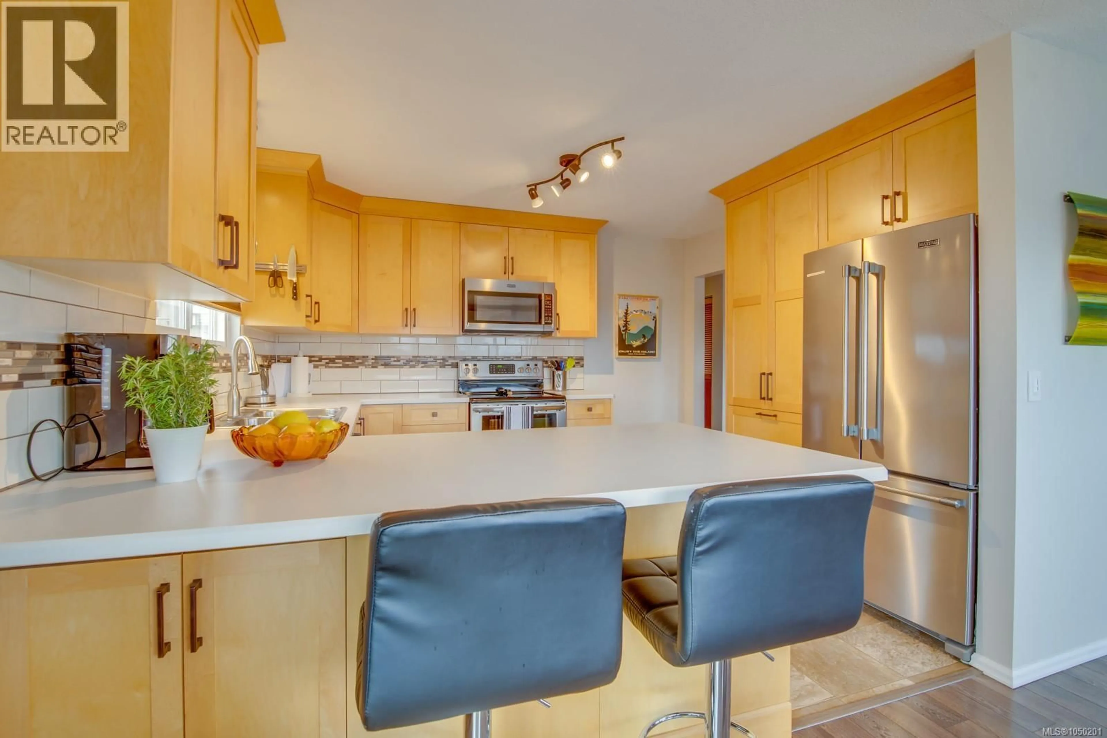 Open concept kitchen, ceramic/tile floor for 3819 14TH AVENUE, Port Alberni British Columbia V9Y5C1