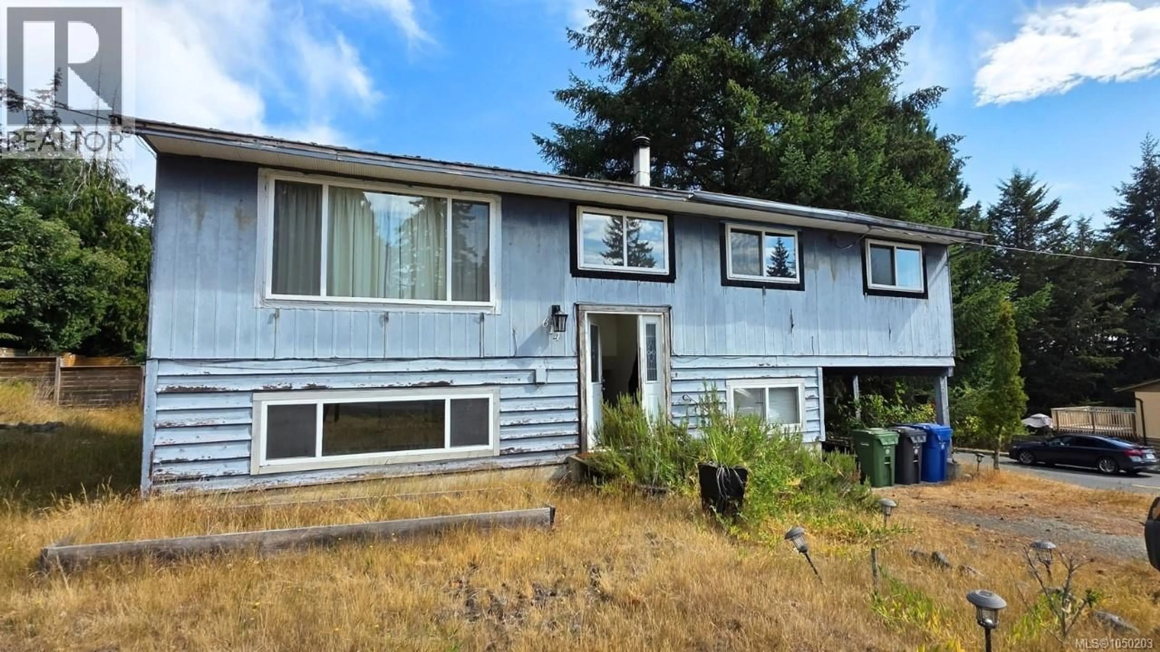 Home with vinyl exterior material, unknown for 614 SEVENTH STREET, Nanaimo British Columbia V9R1G2