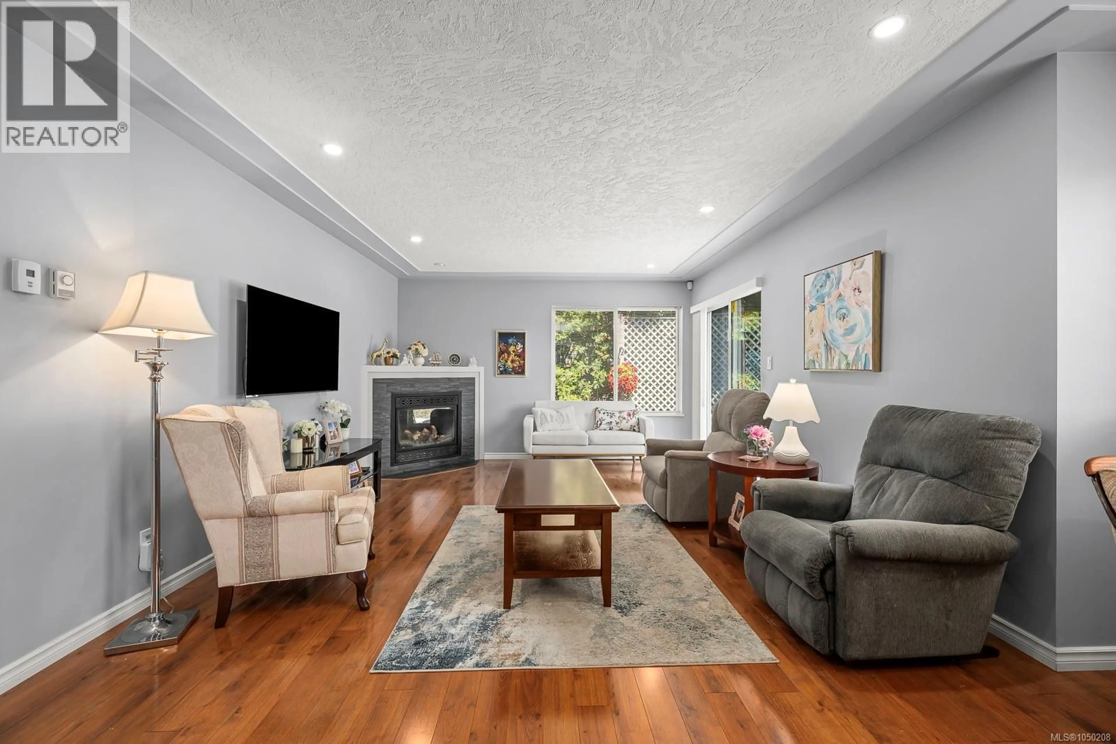 Living room with furniture, unknown for 1 - 950 BRAIDWOOD ROAD, Courtenay British Columbia V9N3R9