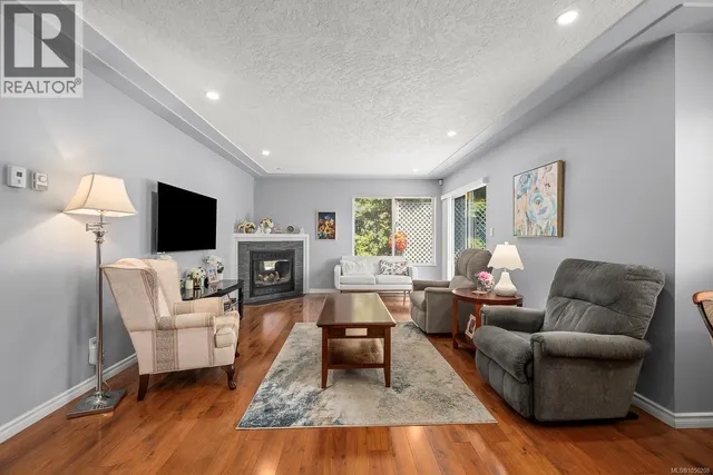 1 - 950 BRAIDWOOD ROAD, Courtenay 3