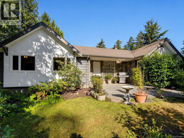 6232 RODOLPH ROAD, Central Saanich 2