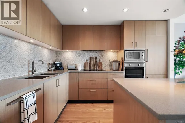 808 - 838 BROUGHTON STREET, Victoria 5