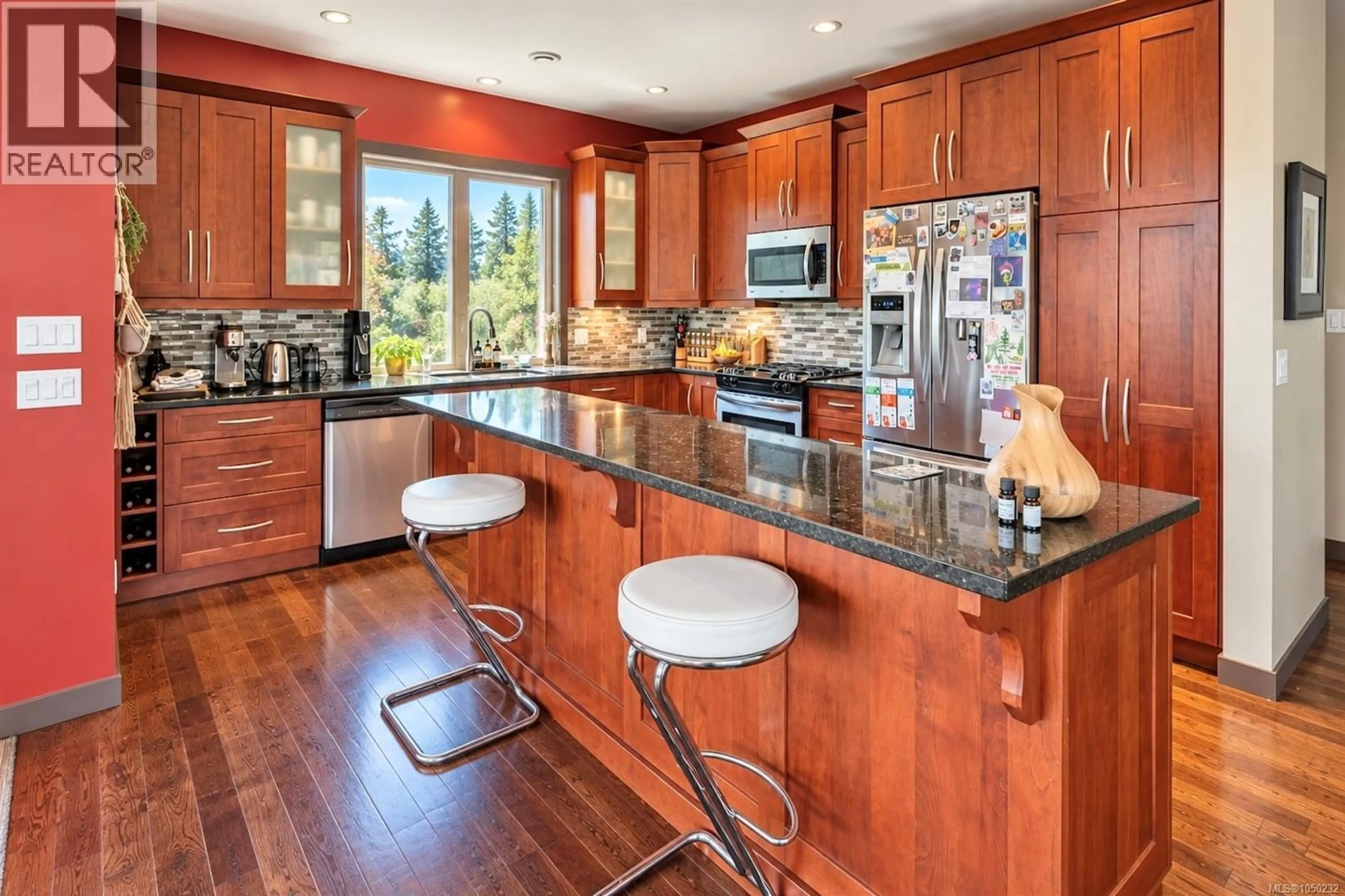 Contemporary kitchen, ceramic/tile floor for 850 LORNE WHITE PLACE, Ucluelet British Columbia V0R3A0