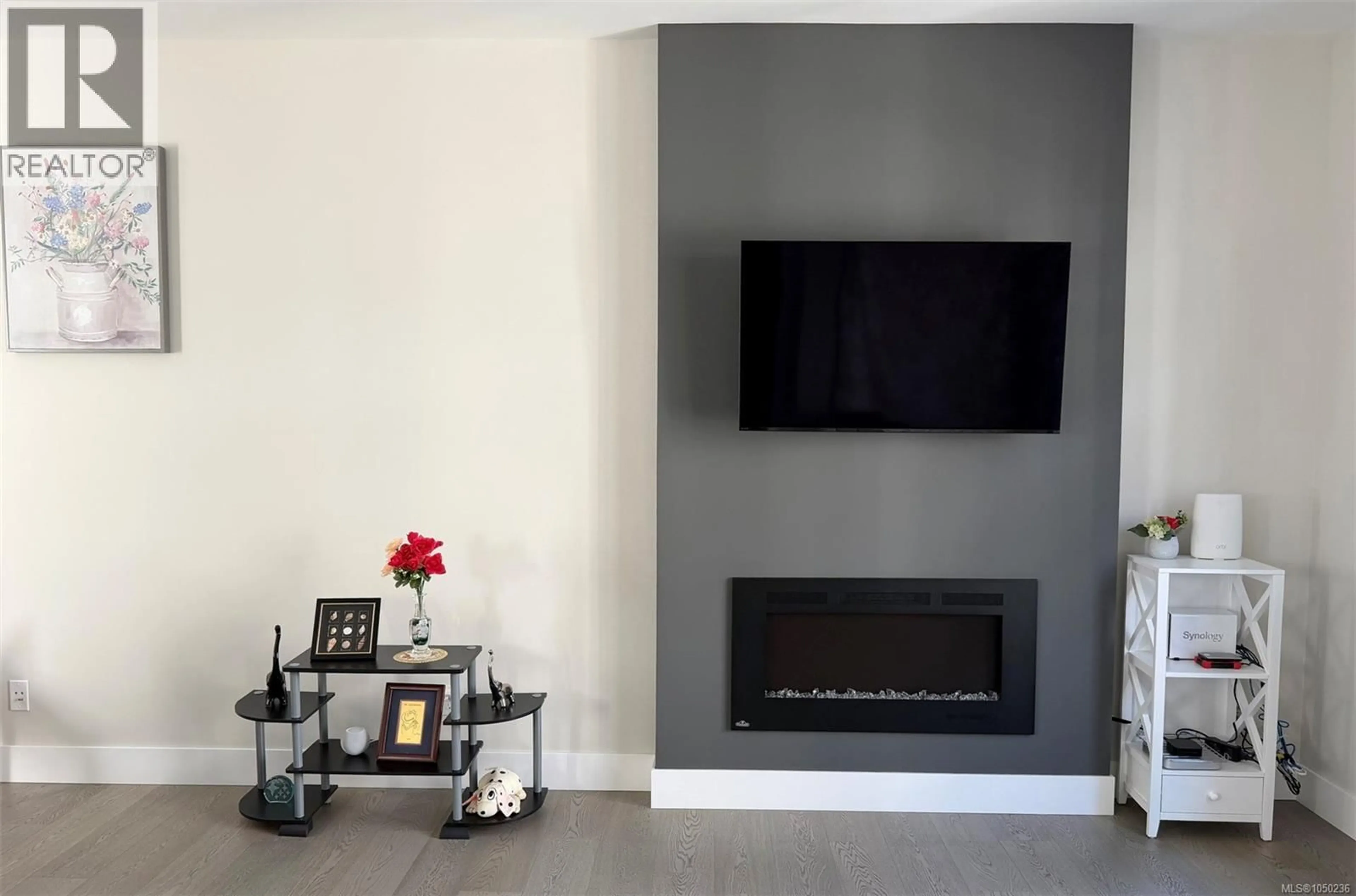 Home theater for 108 - 946 JENKINS AVENUE, Langford British Columbia V9B2N7