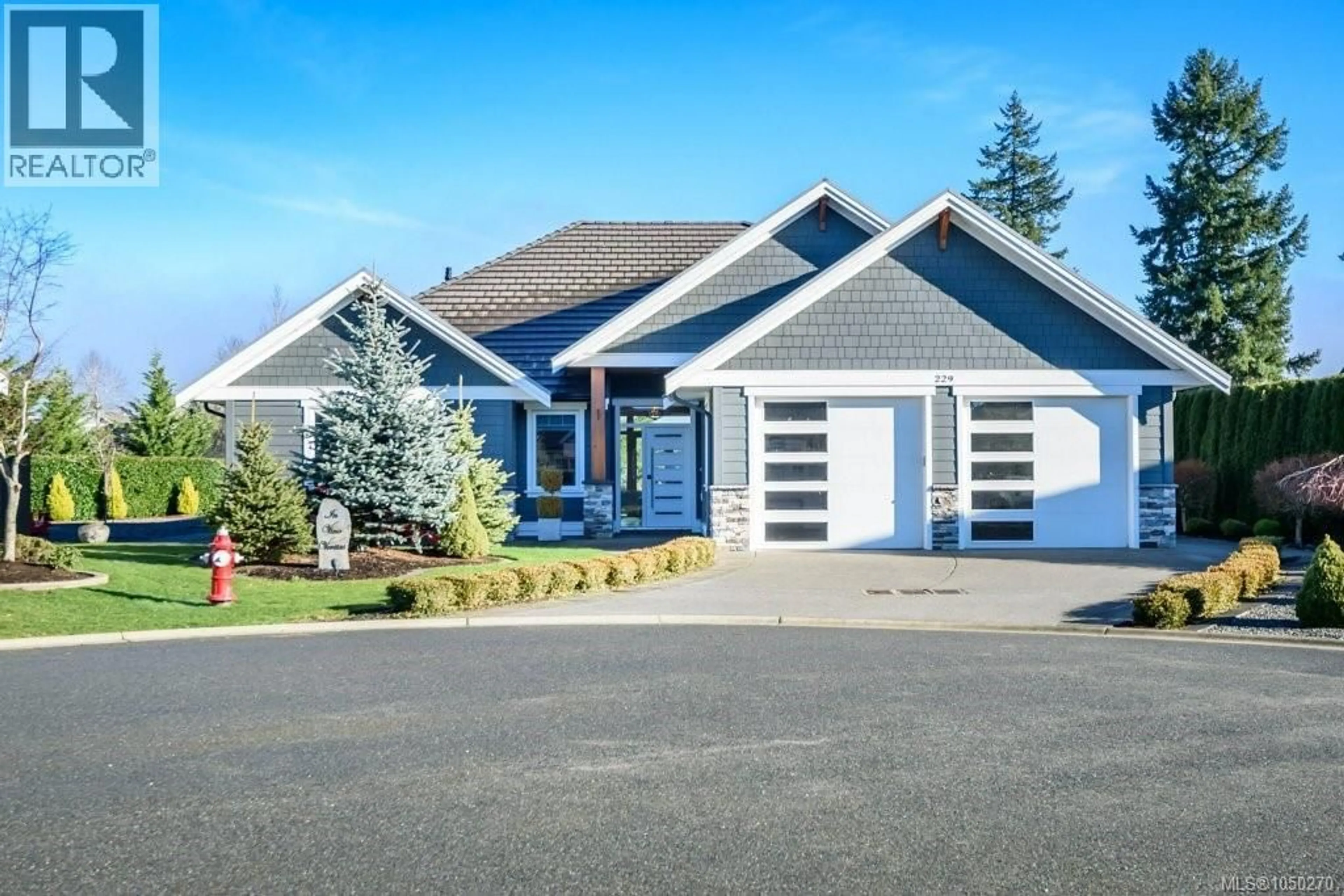 Home with vinyl exterior material, street for 229 - 1290 CROWN ISLE DRIVE, Courtenay British Columbia V9N0B8