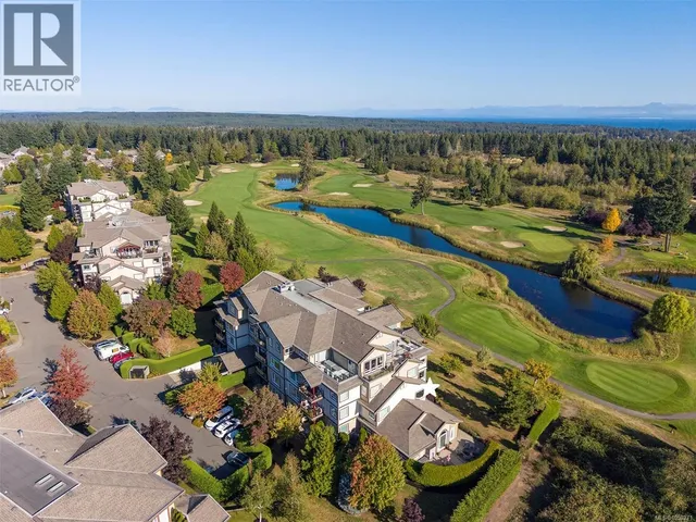 524 - 3666 ROYAL VISTA WAY, Courtenay 2